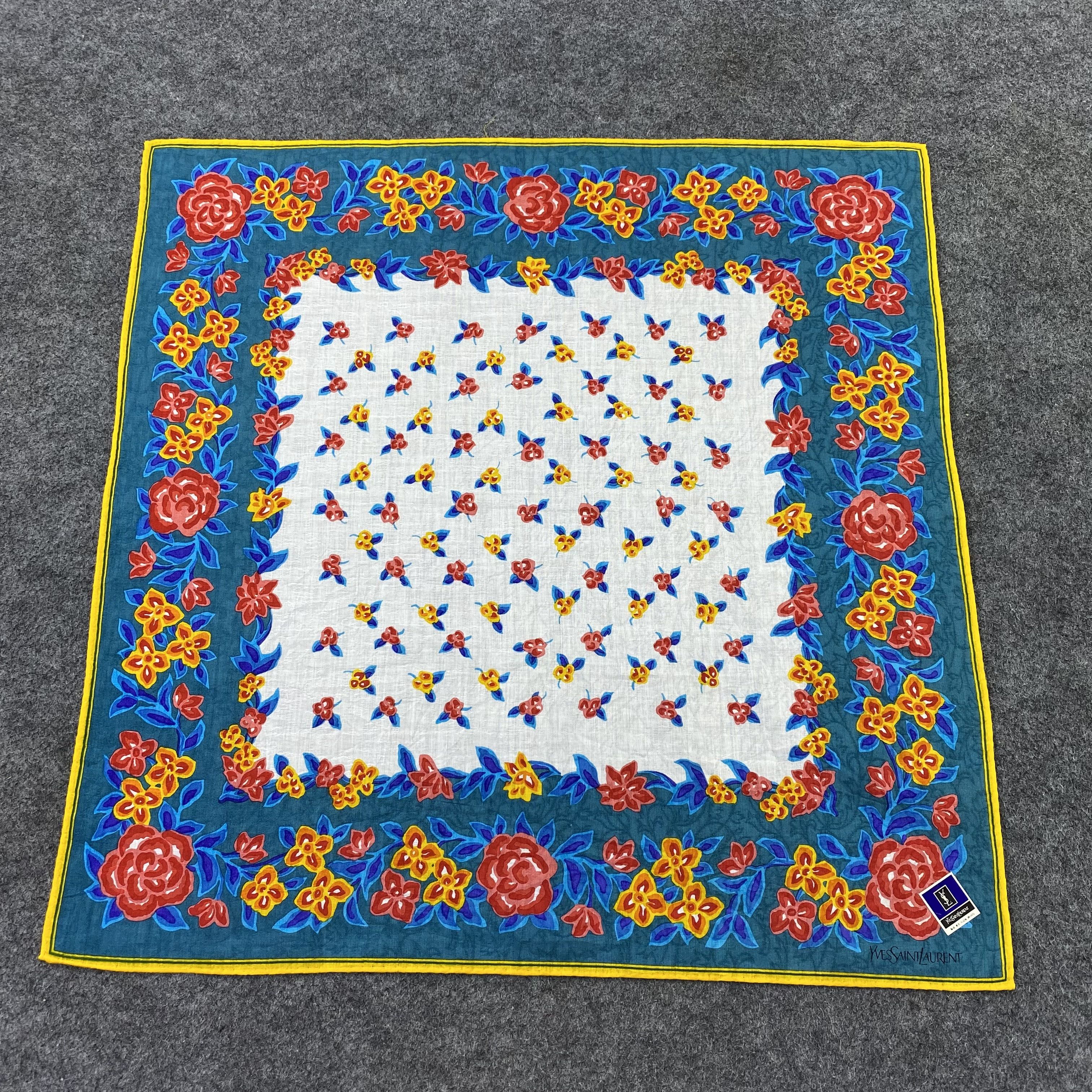 Designer Yves Saint Laurent Handkerchief / Bandana /Neckerchief-B1218 Size ONE SIZE - 3 Thumbnail