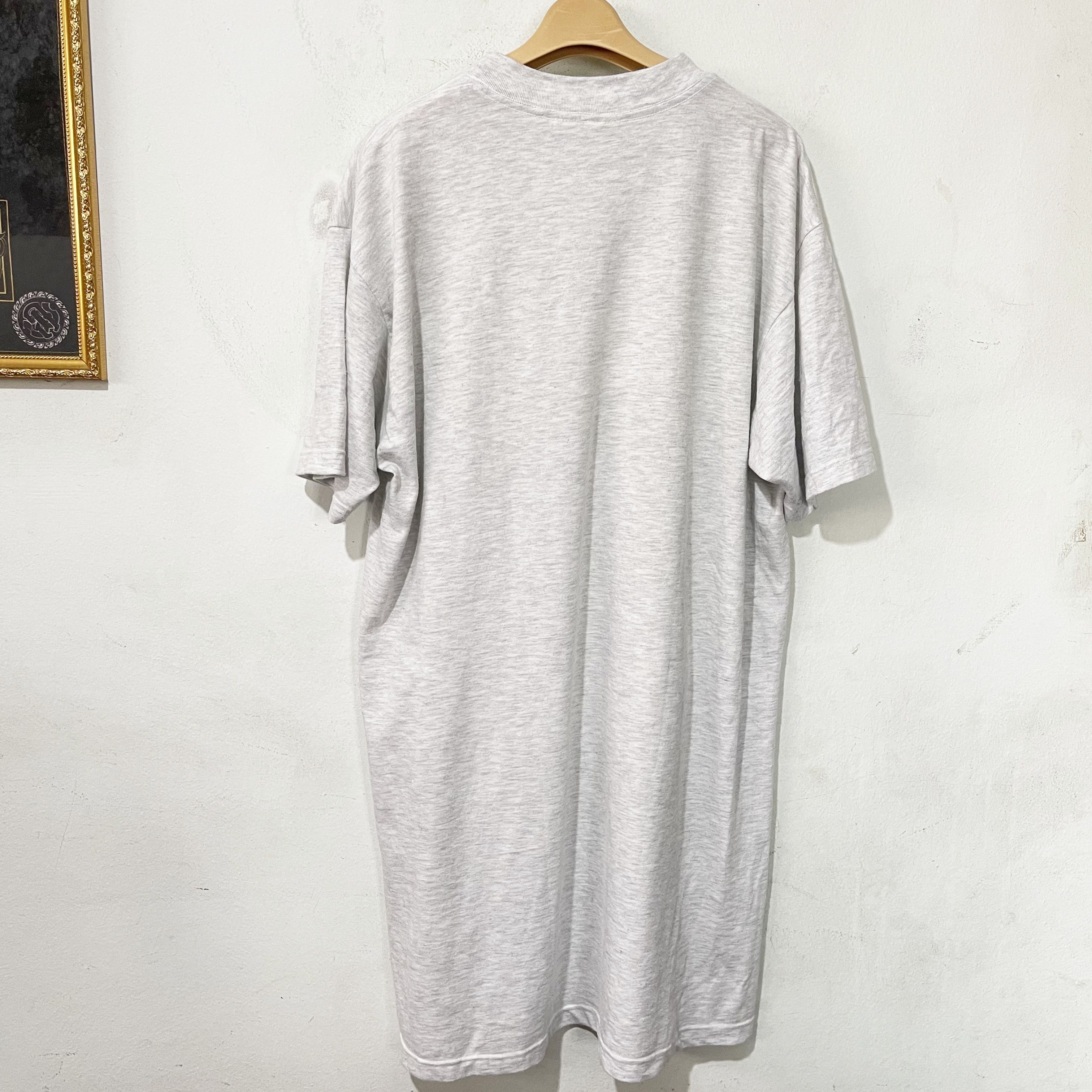 Vintage Vintage 90s Cat Mouse Sleepy T-Shirt Size US XL / EU 56 / 4 - 4 Thumbnail