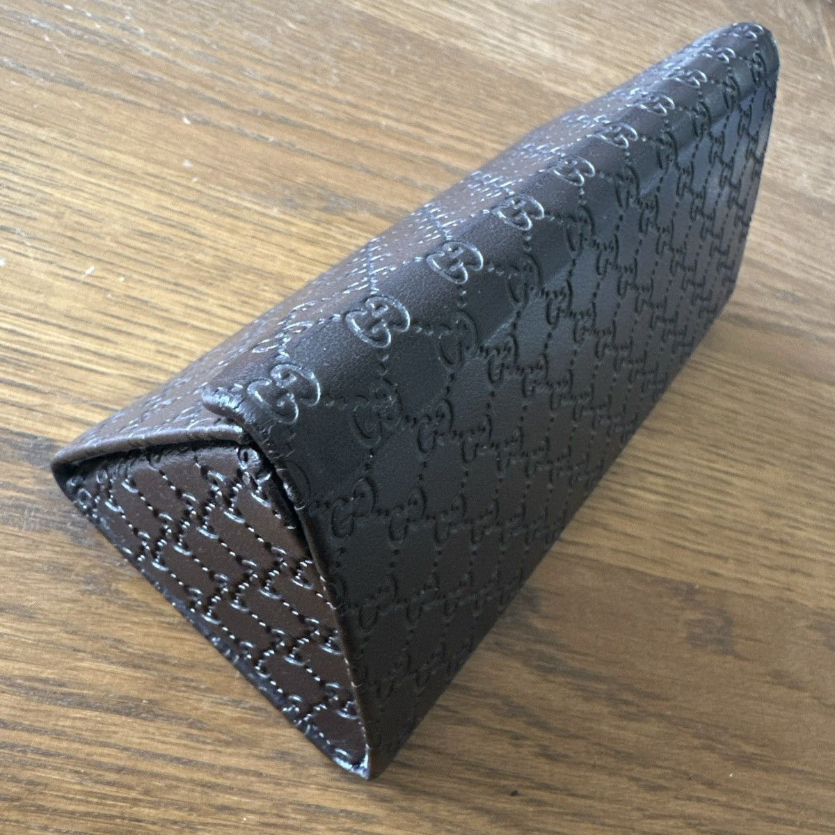 Gucci GUCCI Collapsible Triangular Leather SUNGLASS Case ONLY Size ONE SIZE - 18 Thumbnail