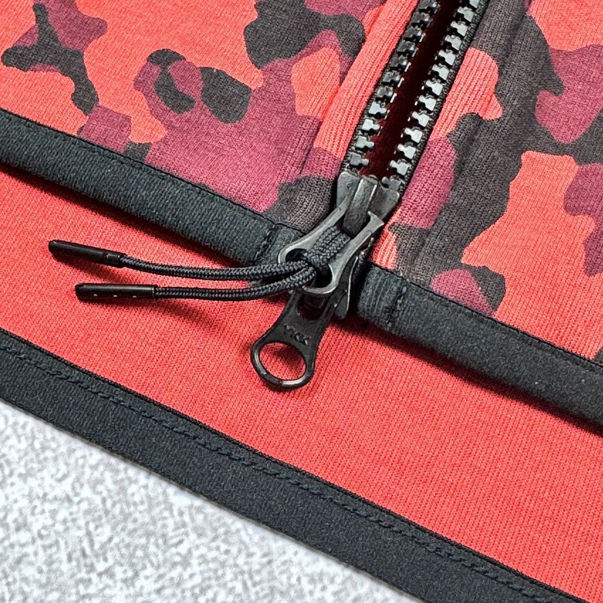 Nike Men’s Nike Tech Fleece Red Camo Hoodie Size L - CJ5975 603 Size US L / EU 52-54 / 3 - 10 Thumbnail