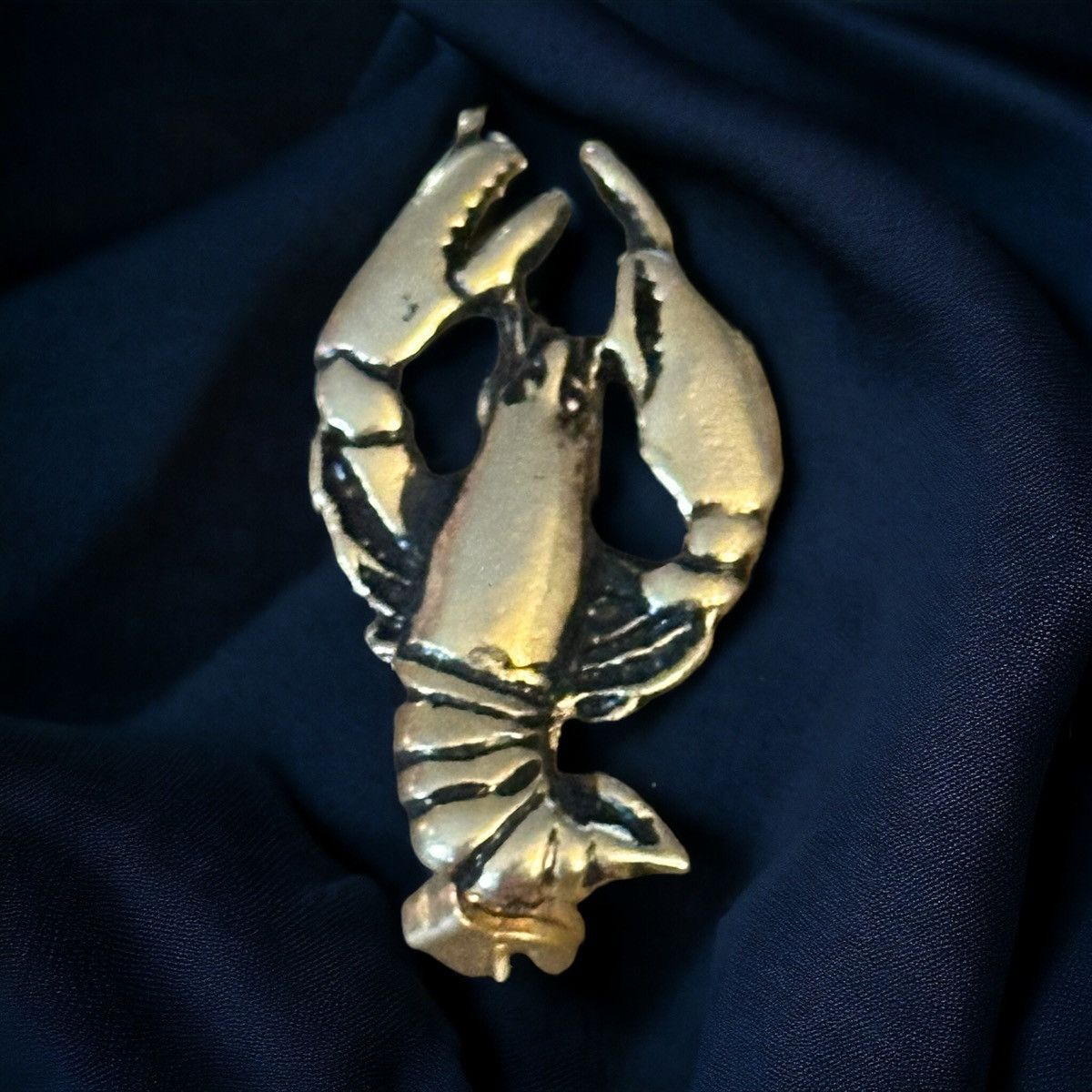 Vintage Vintage golden lobster brooch Size ONE SIZE - 1 Thumbnail