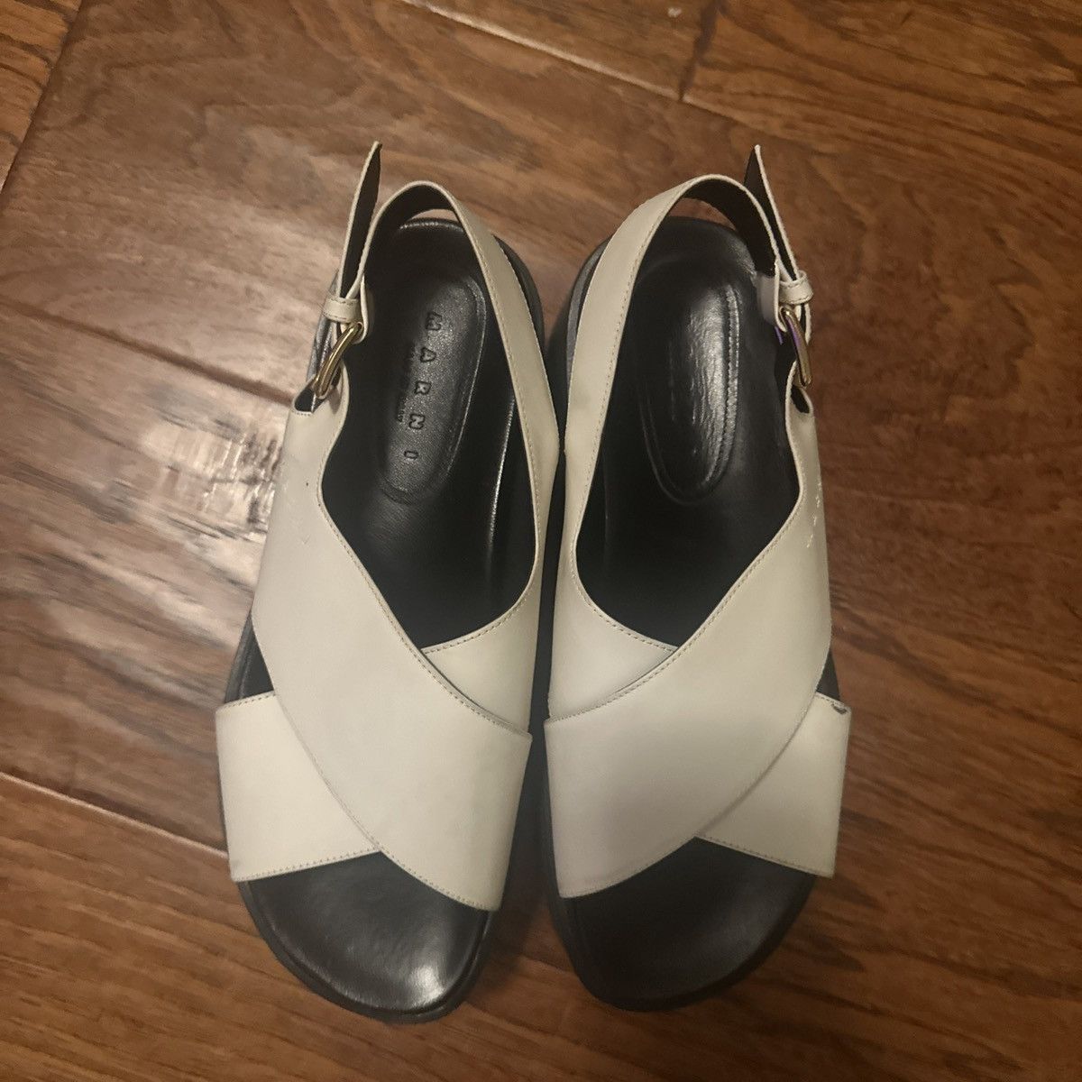 Marni Marni White Leather Shoes on Black Rubber Platform Size 40 Size US 9 / IT 39 - 1 Thumbnail