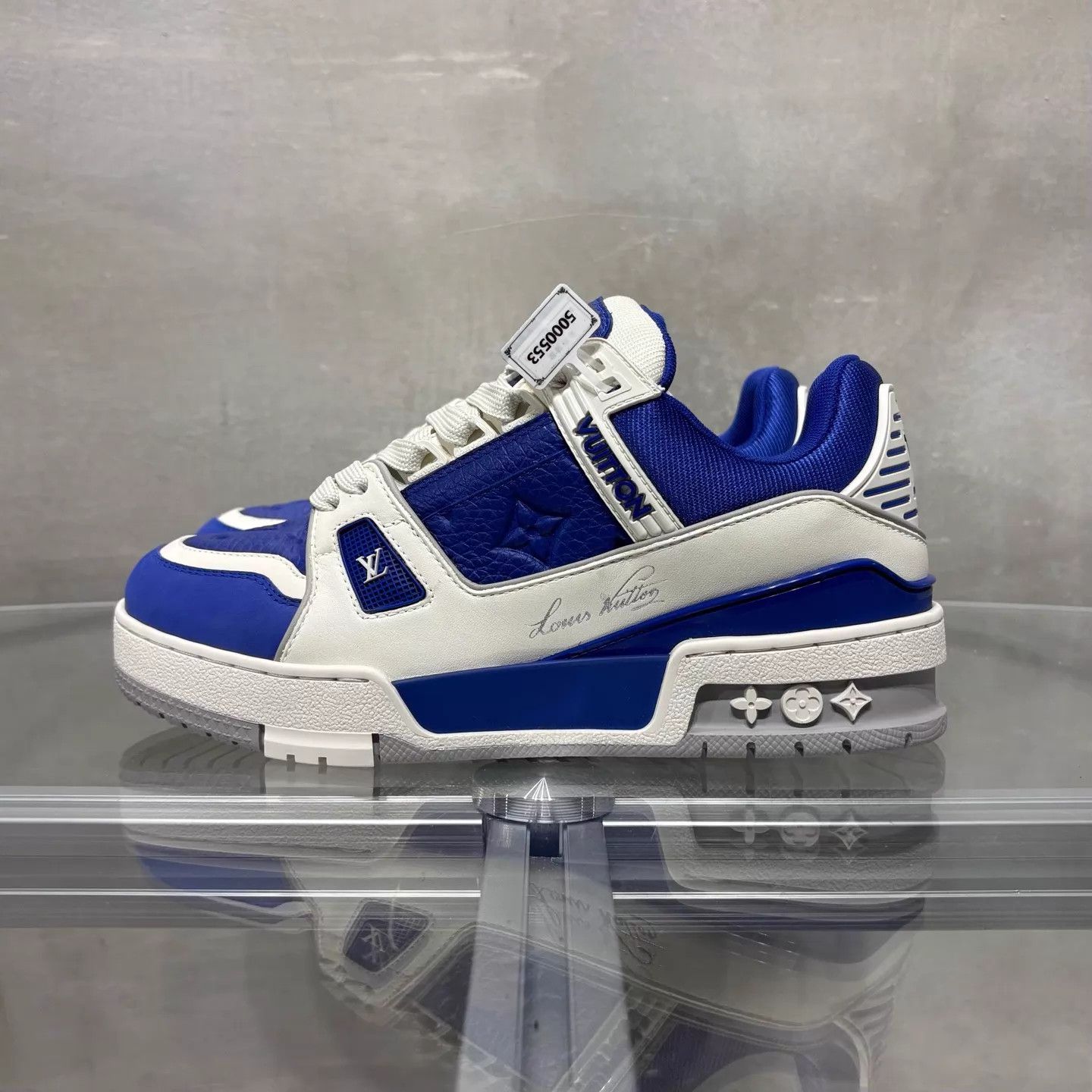 Louis Vuitton LV Trainer White Blue Embossed UK2 (36) Size US 4.5 / IT 34.5 - 3 Thumbnail