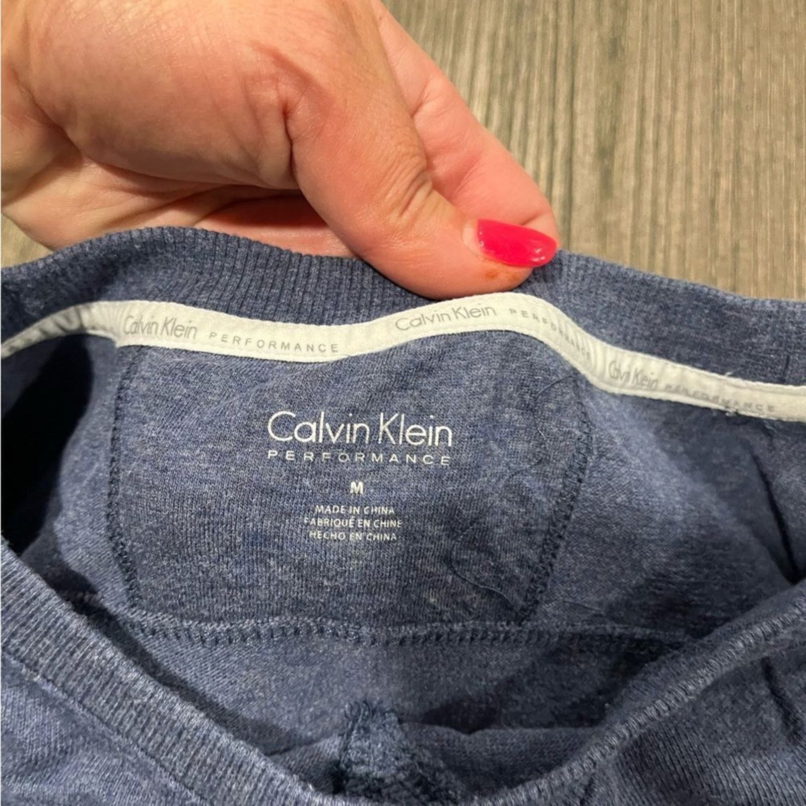 Calvin Klein Calvin Klein Performance Athletic Gray Top Size M Size M / US 6-8 / IT 42-44 - 2 Thumbnail