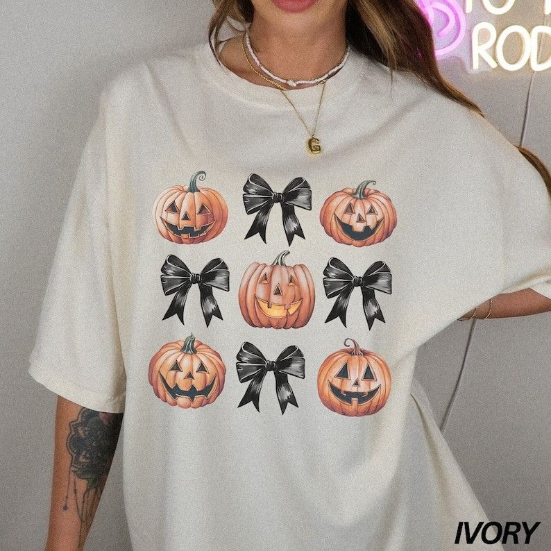 Designer Halloween Shirt, Coquette Halloween, Pumpkin Shirt Size M / US 6-8 / IT 42-44 - 1 Thumbnail