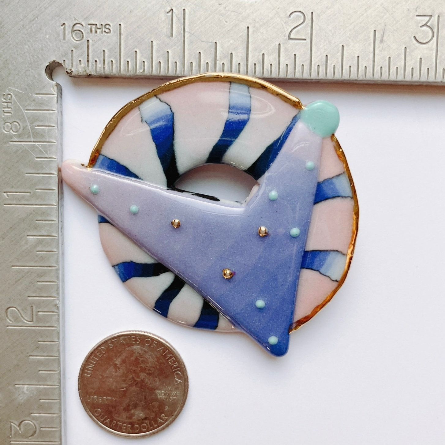 Vintage VTG 1980s Ceramic Enamel Geometric Postmodern Brooch Size ONE SIZE - 9 Thumbnail