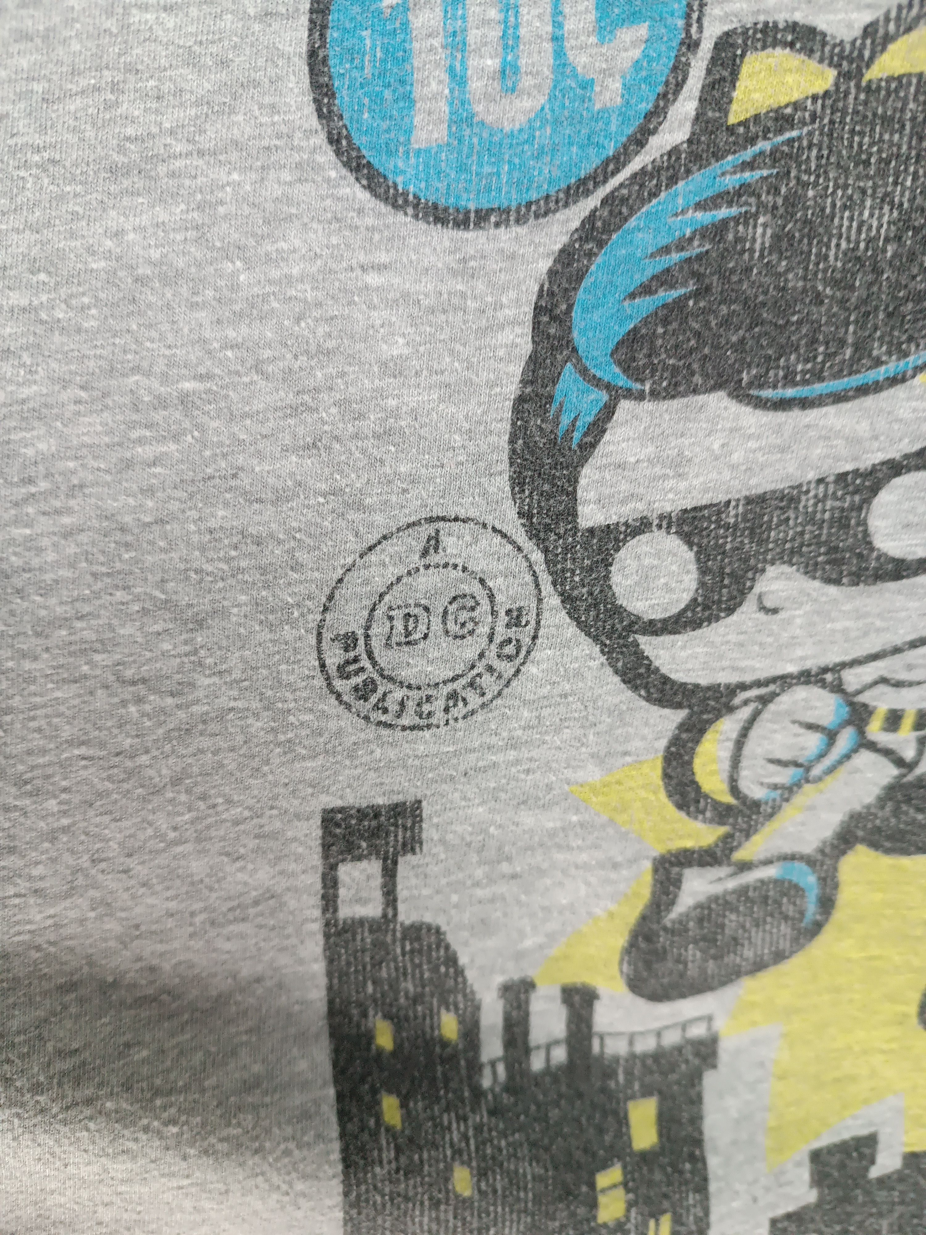 DC Comics VINTAGE BATMAN FUNKO POP TEE CUTE FUNNY SUPERMAN Size US L / EU 52-54 / 3 - 10 Thumbnail