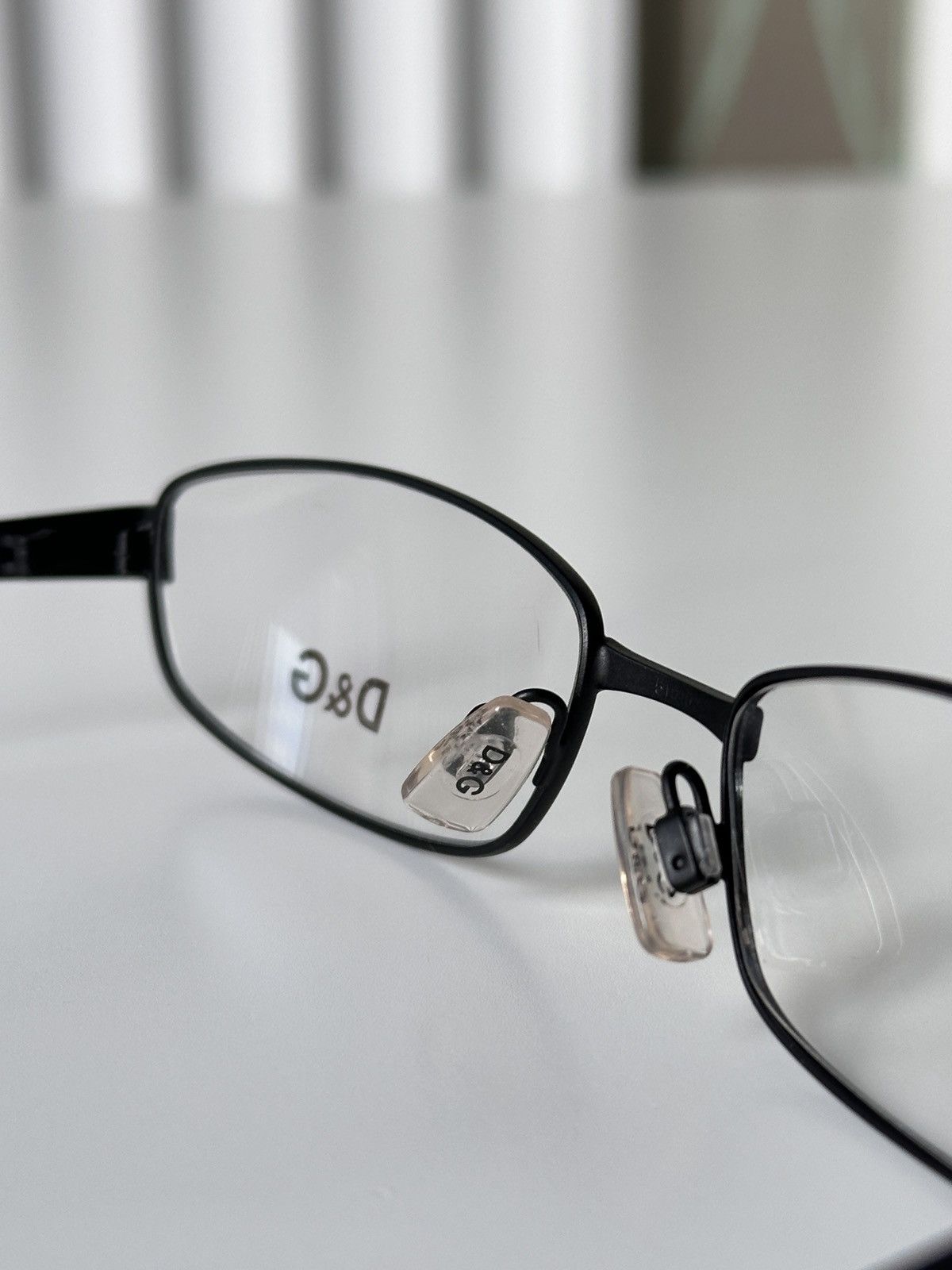 Dolce & Gabbana 2000s Dolce Gabbana Skinny Office Vibes Sunglasses 4105 Y2K Size ONE SIZE - 8 Thumbnail
