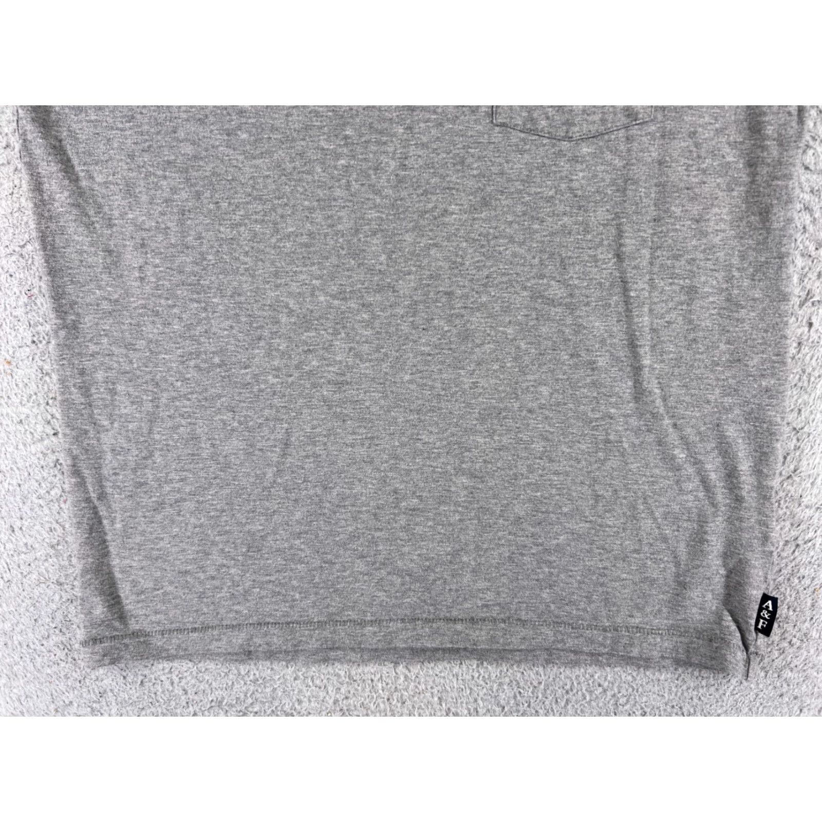 Abercrombie & Fitch Abercrombie & Fitch Shirt Mens Medium Gray White Stripe Crew Neck Short Sleeve Jersey T-Shirt USA Size US S / EU 44-46 / 1 - 5 Thumbnail