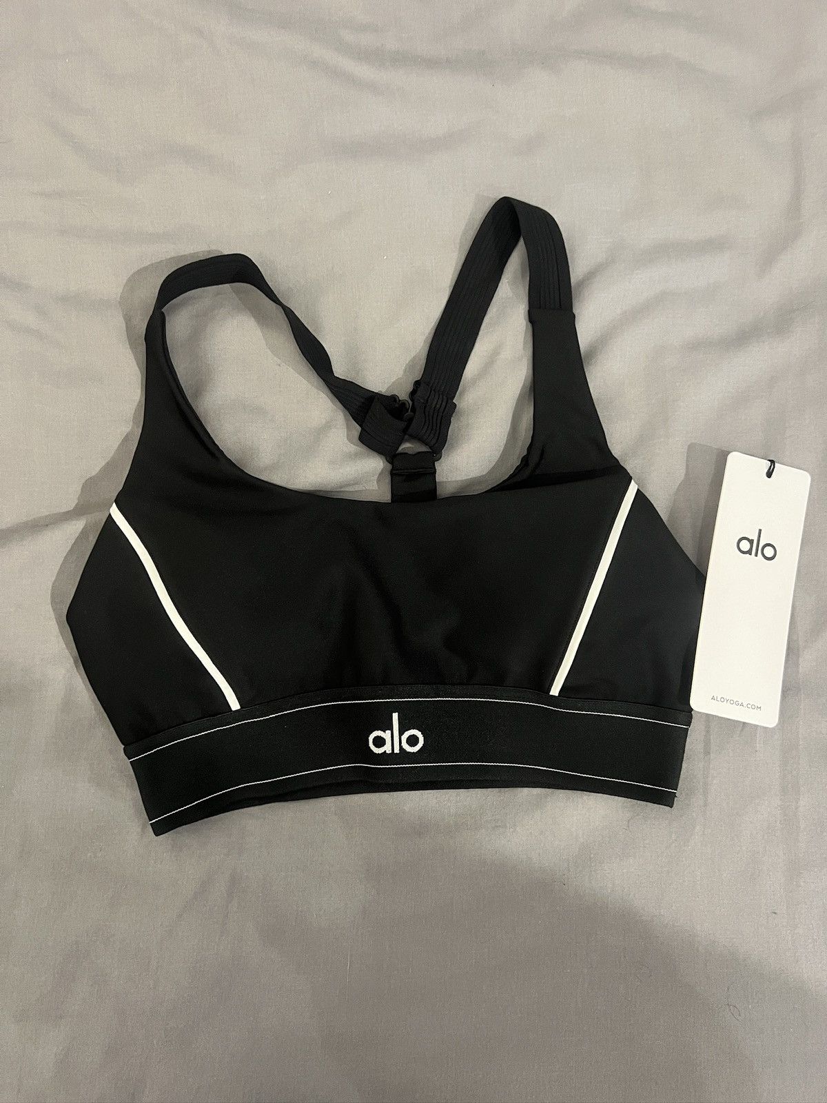 Alo Yoga Alo Yoga Bra and Leggings Set Size 28" / US 6 / IT 42 - 5 Thumbnail