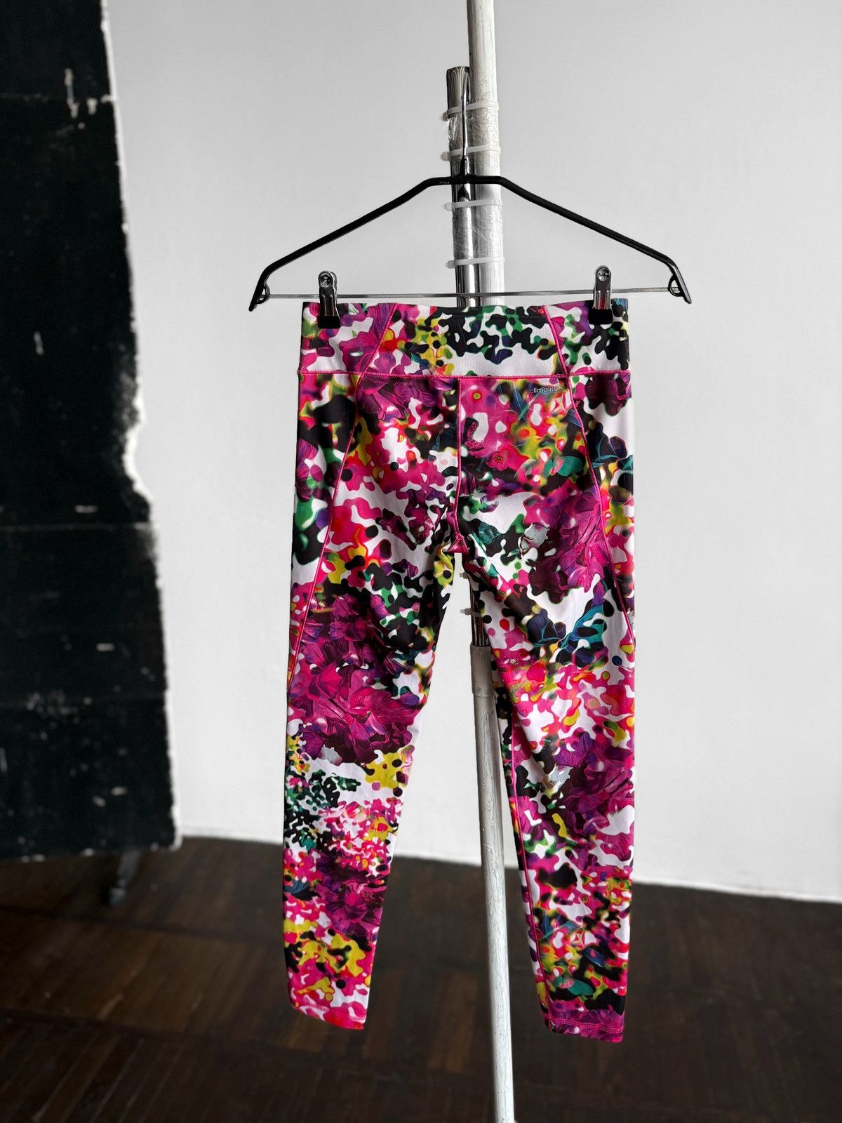 Adidas Adidas Full Print Leggings Multicolor Climalite Training Size 27" / US 4 / IT 40 - 2 Thumbnail