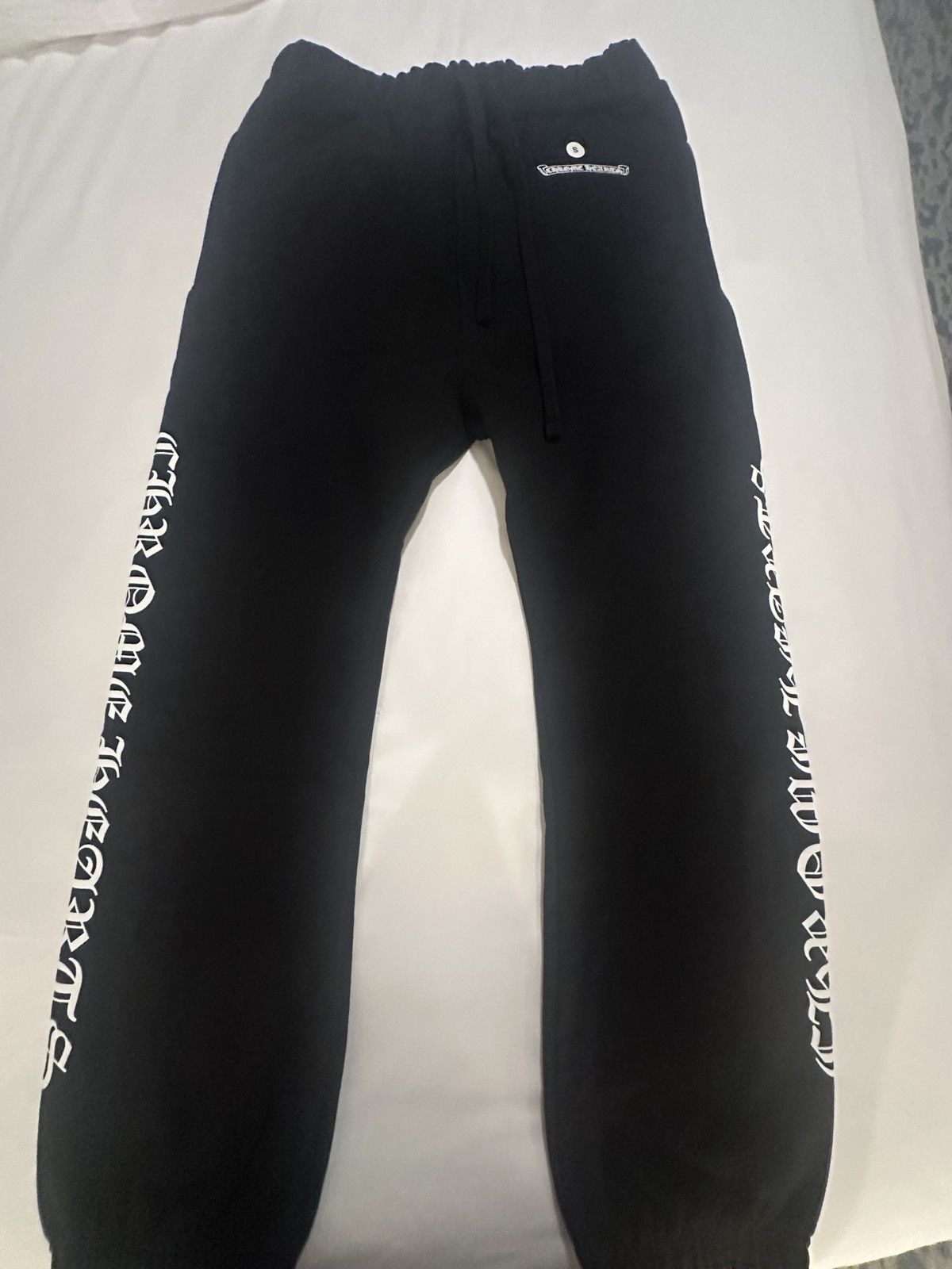 Chrome Hearts Chrome Hearts Scroll Logo Sweatpants S Size US 30 / EU 46 - 1 Thumbnail