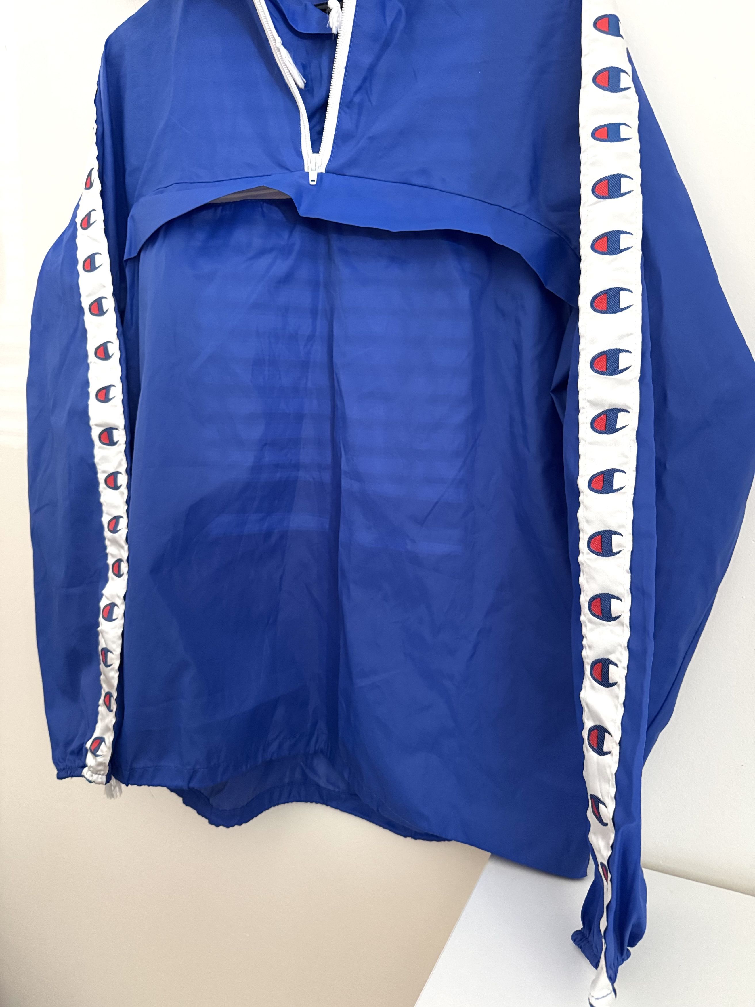 Champion Champion Anorak Jacket LBlue Hooded Packable Windbreaker Size US L / EU 52-54 / 3 - 3 Thumbnail