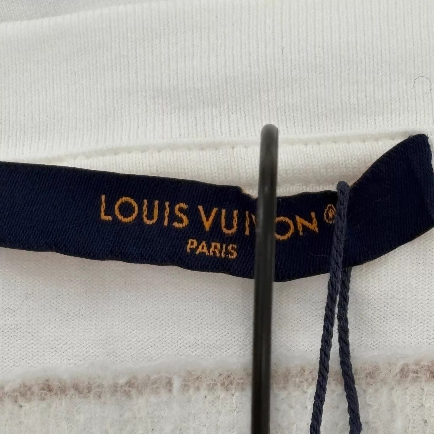 Louis Vuitton LV beaded gradient logo short tee XL new Size US XL / EU 56 / 4 - 3 Thumbnail