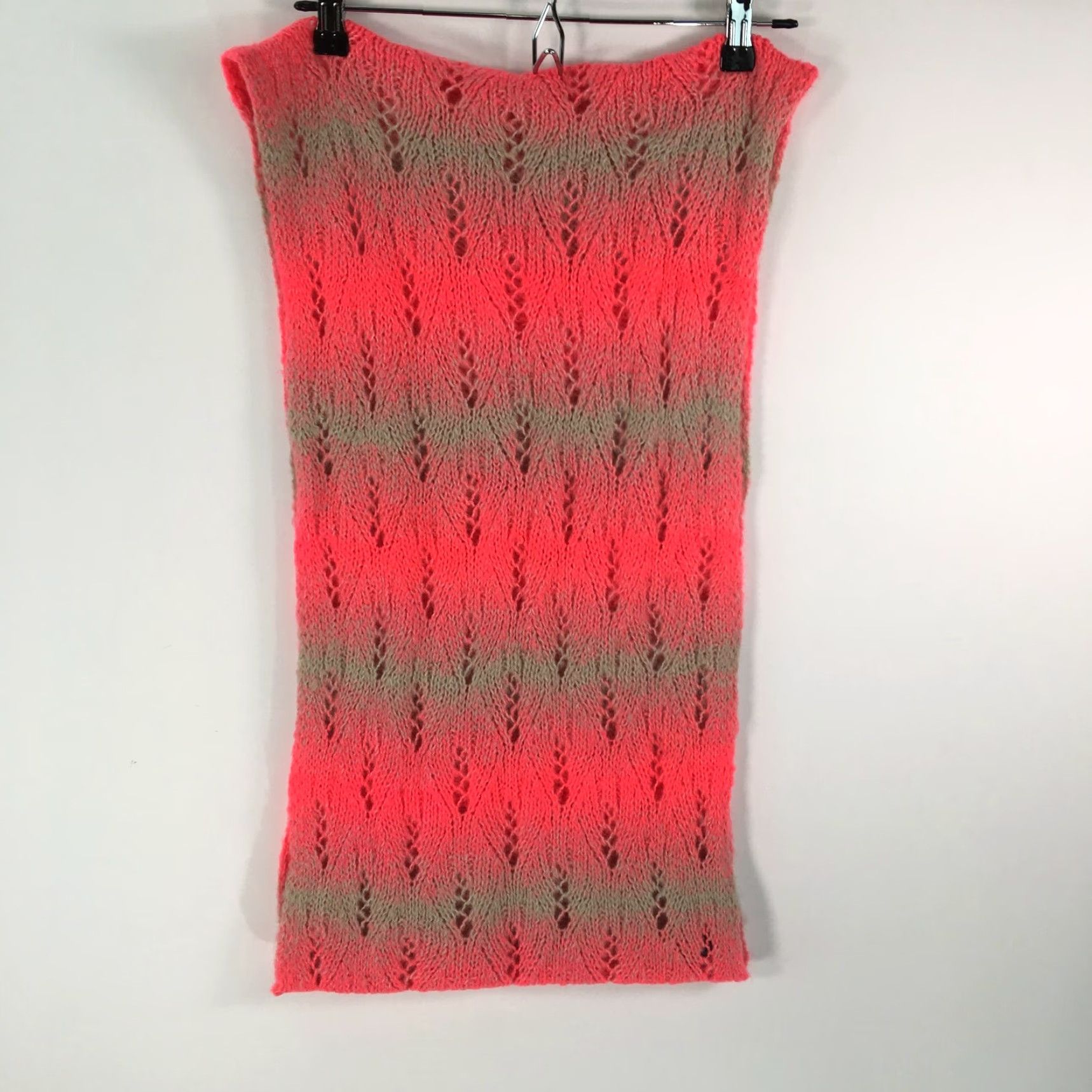 American Eagle Outfitters VINTAGE American Eagle Outfitters Pink Tan Knit Scarf 16X28 Fall Winter Womens Size ONE SIZE - 2 Thumbnail