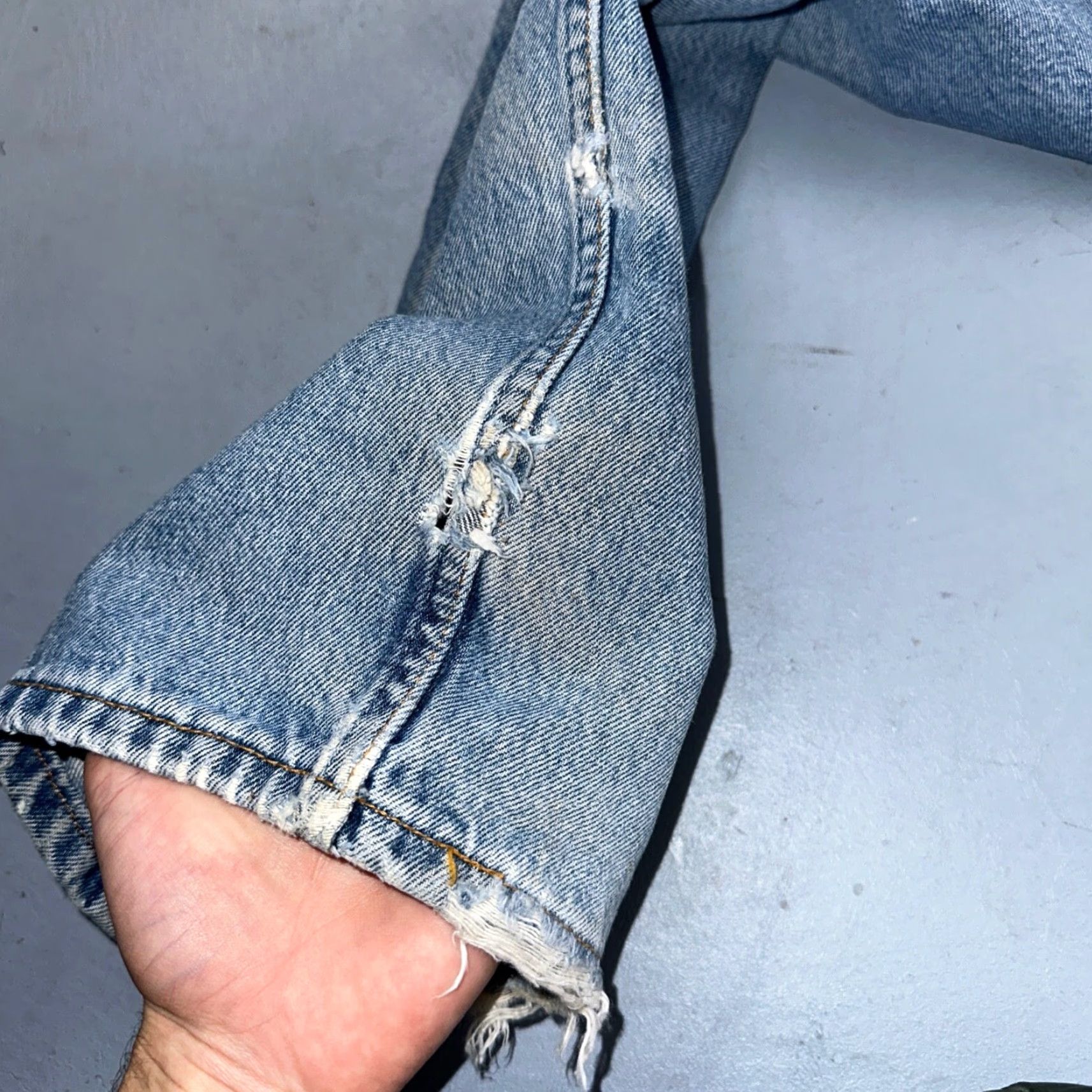Levi's VINTAGE Levi's 501 Jeans Men 38x30 Light Wash Denim Straight 90s 501 Series 90s Theme Size US 38 / EU 54 - 6 Thumbnail