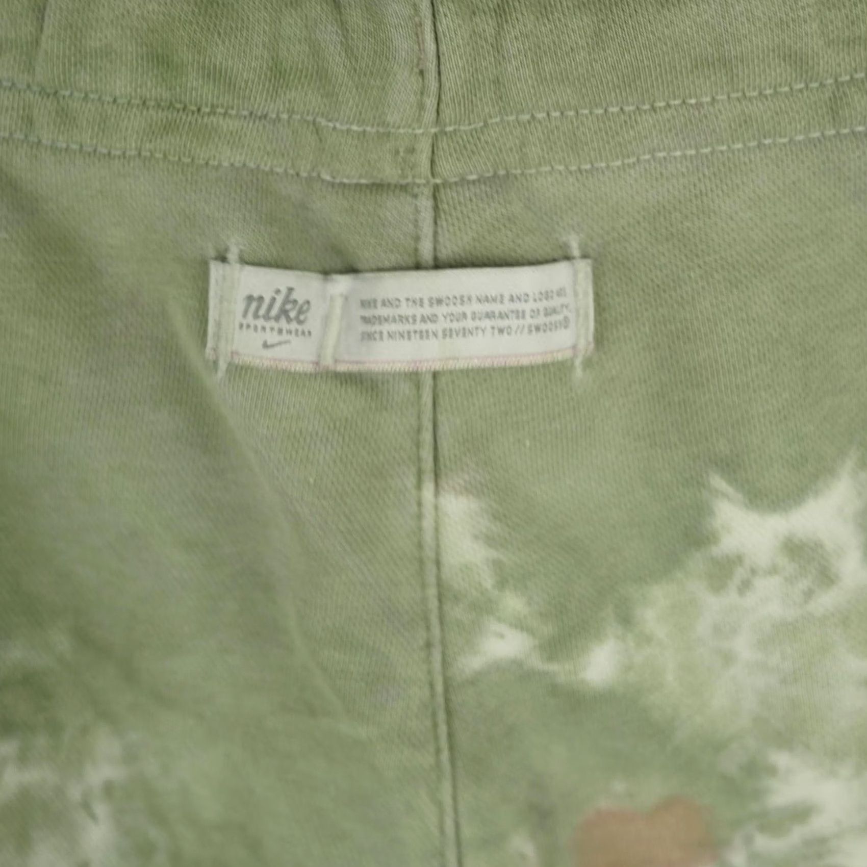 Nike Nike Sportswear Pants Mens Large Green Tie Dye Fleece Sweatpants DO6187-204 Size US 33 - 6 Thumbnail