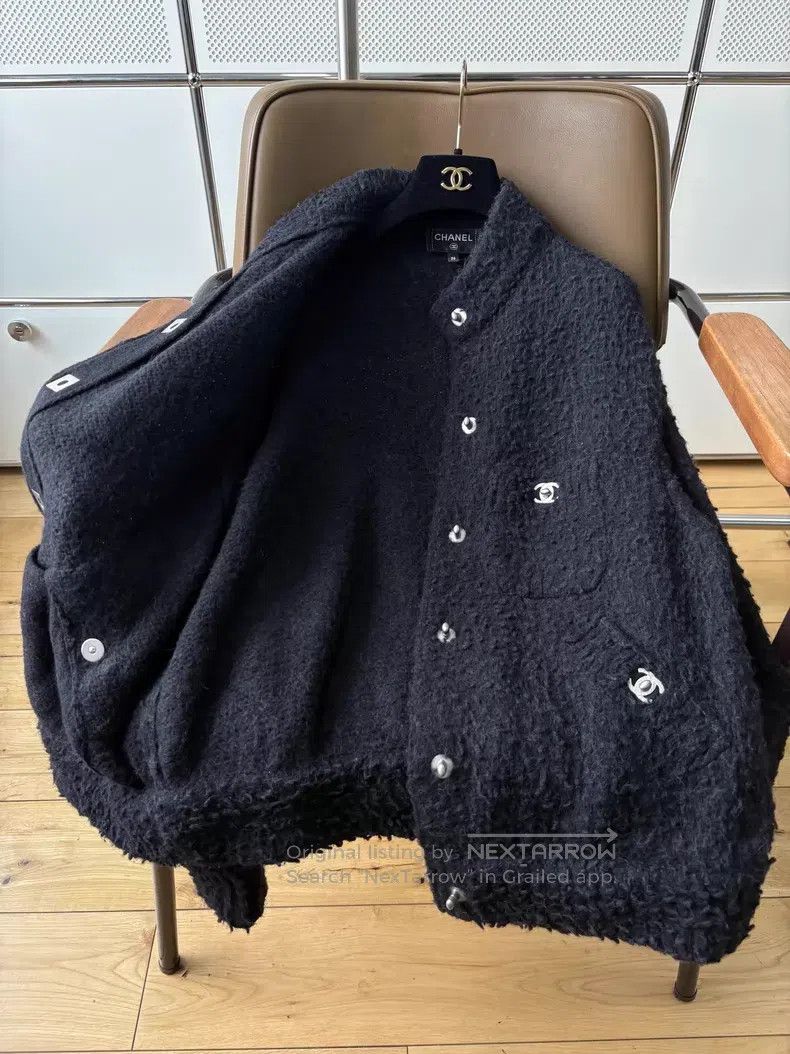 Chanel Chanel Black and silver schoolbag buckle teddy sweater kni Size XS / US 0-2 / IT 36-38 - 4 Thumbnail