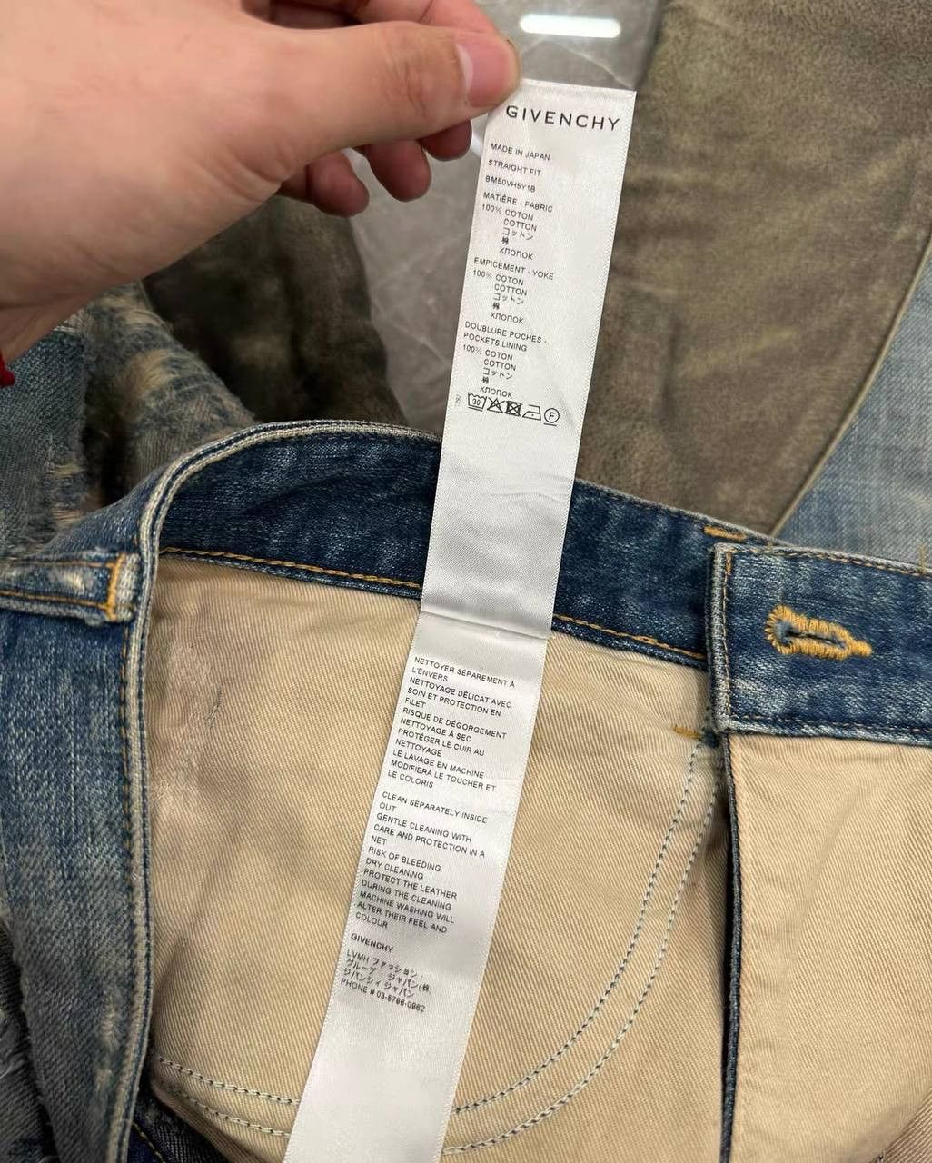 Givenchy Givenchy OG Boro with a distressed effect and patchwork Size US 31 - 5 Thumbnail