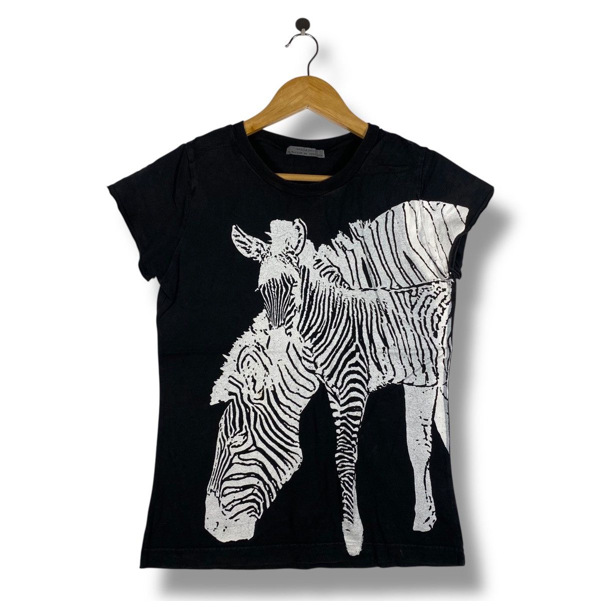Japanese Brand Japanese Brand RAISON De REALITES Zebras Graphic Tee Shirt Size M / US 6-8 / IT 42-44 - 1 Thumbnail