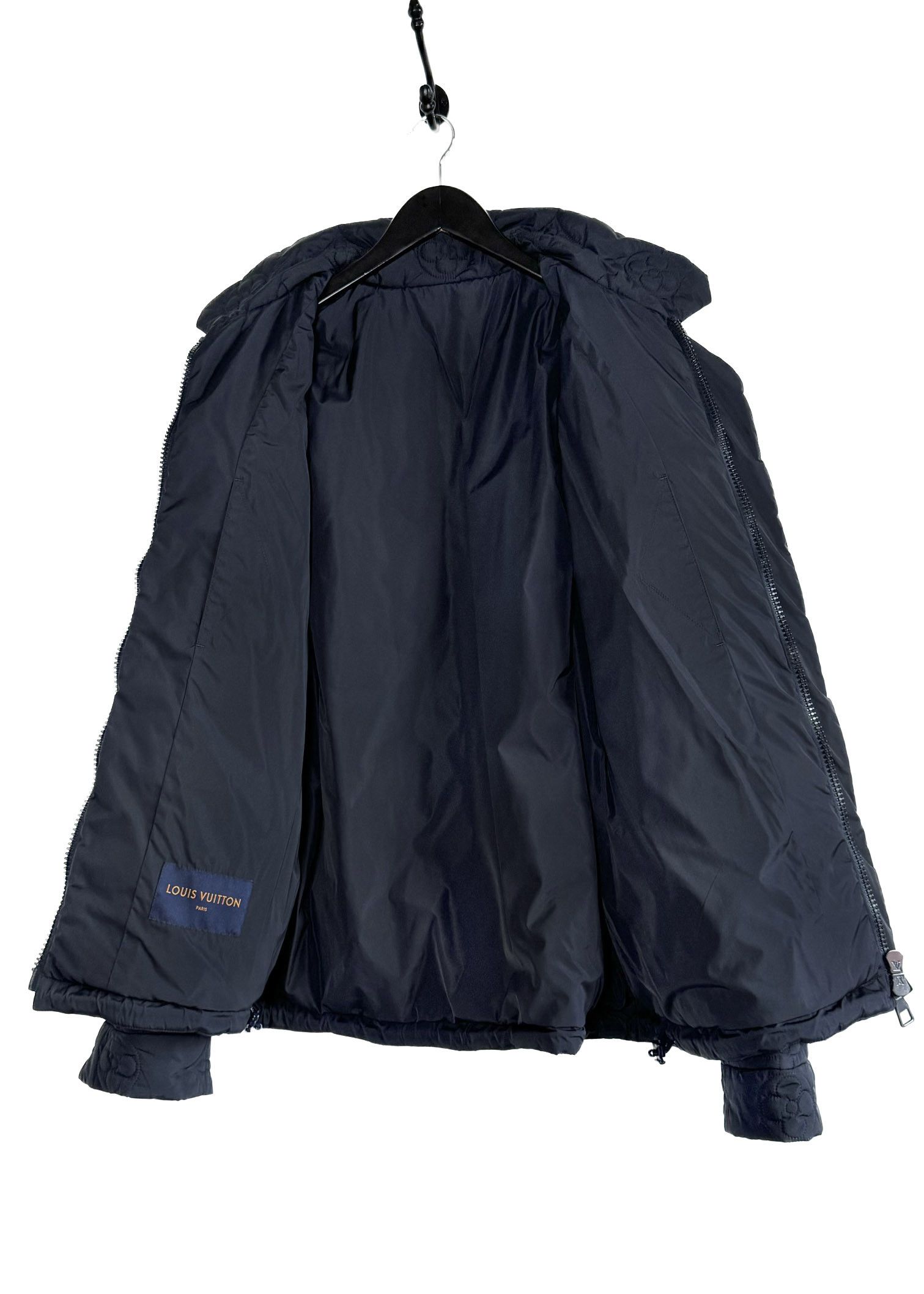 Louis Vuitton Louis Vuitton Navy Quilted Flowers LV Monogram Blouson Size US XL / EU 56 / 4 - 7 Thumbnail