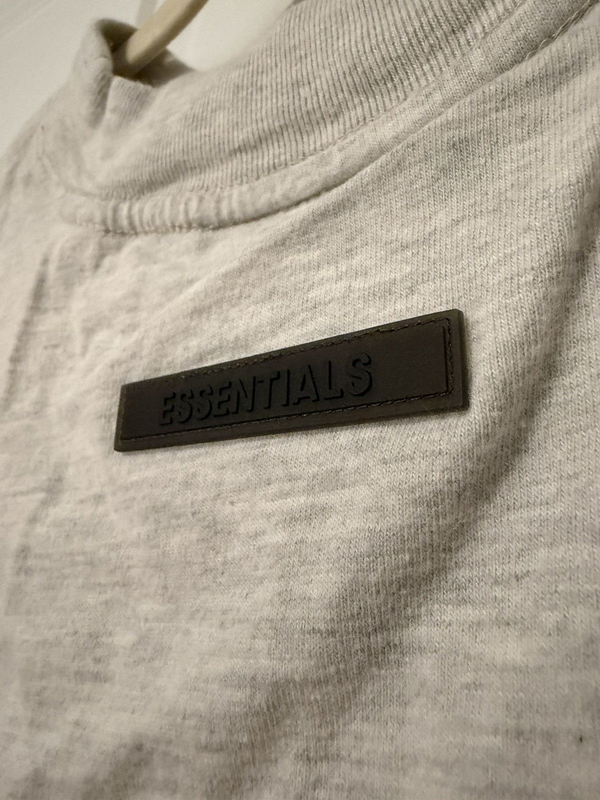 Essentials Essentials Fear Of God Oatmeal Long Sleeve T-Shirt Size US S / EU 44-46 / 1 - 3 Thumbnail