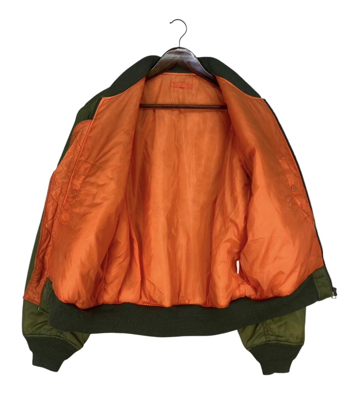 Army Of Me Flyer Jacket Man Intermediate MA-1 Sunfaded Size US L / EU 52-54 / 3 - 3 Thumbnail