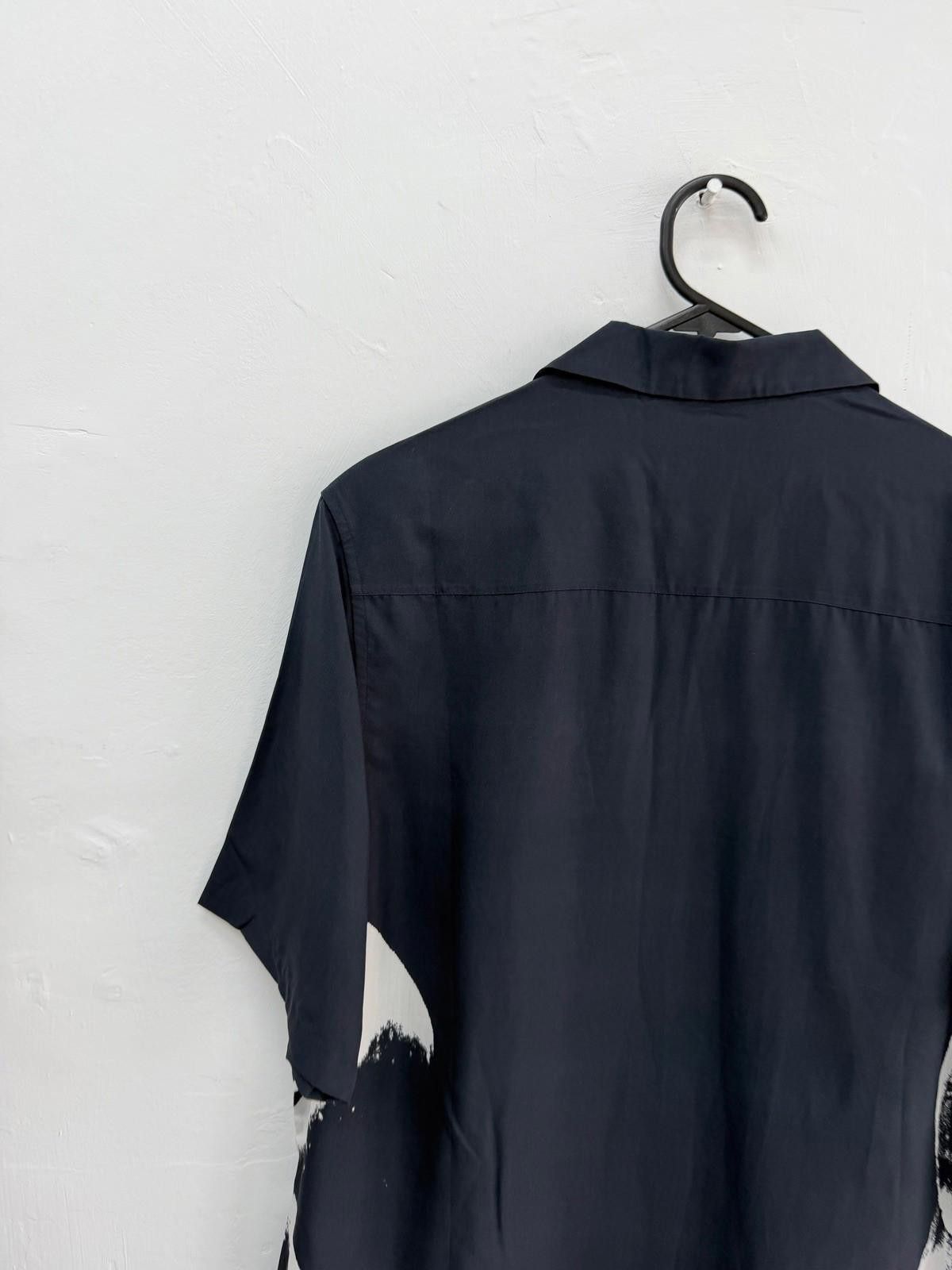 Ksubi new ksubi medium m short sleeve resort shirt dancing black Size US M / EU 48-50 / 2 - 5 Thumbnail