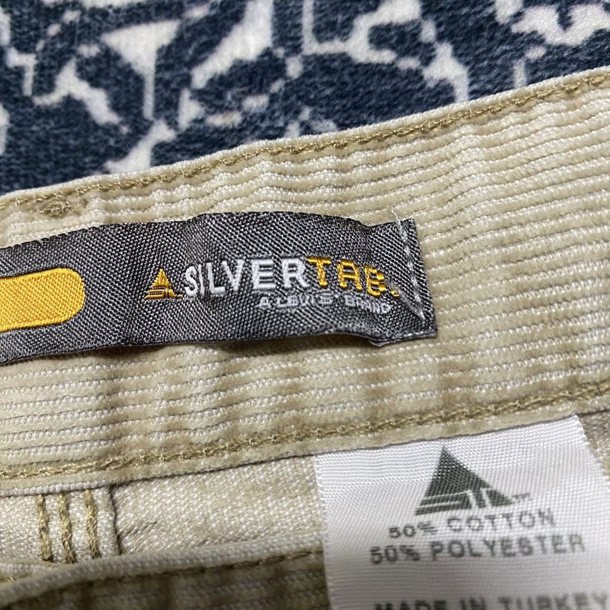 Levi's Levis Silvertab Corduroy Carpenter Baggy Pants Size US 36 / EU 52 - 19 Thumbnail