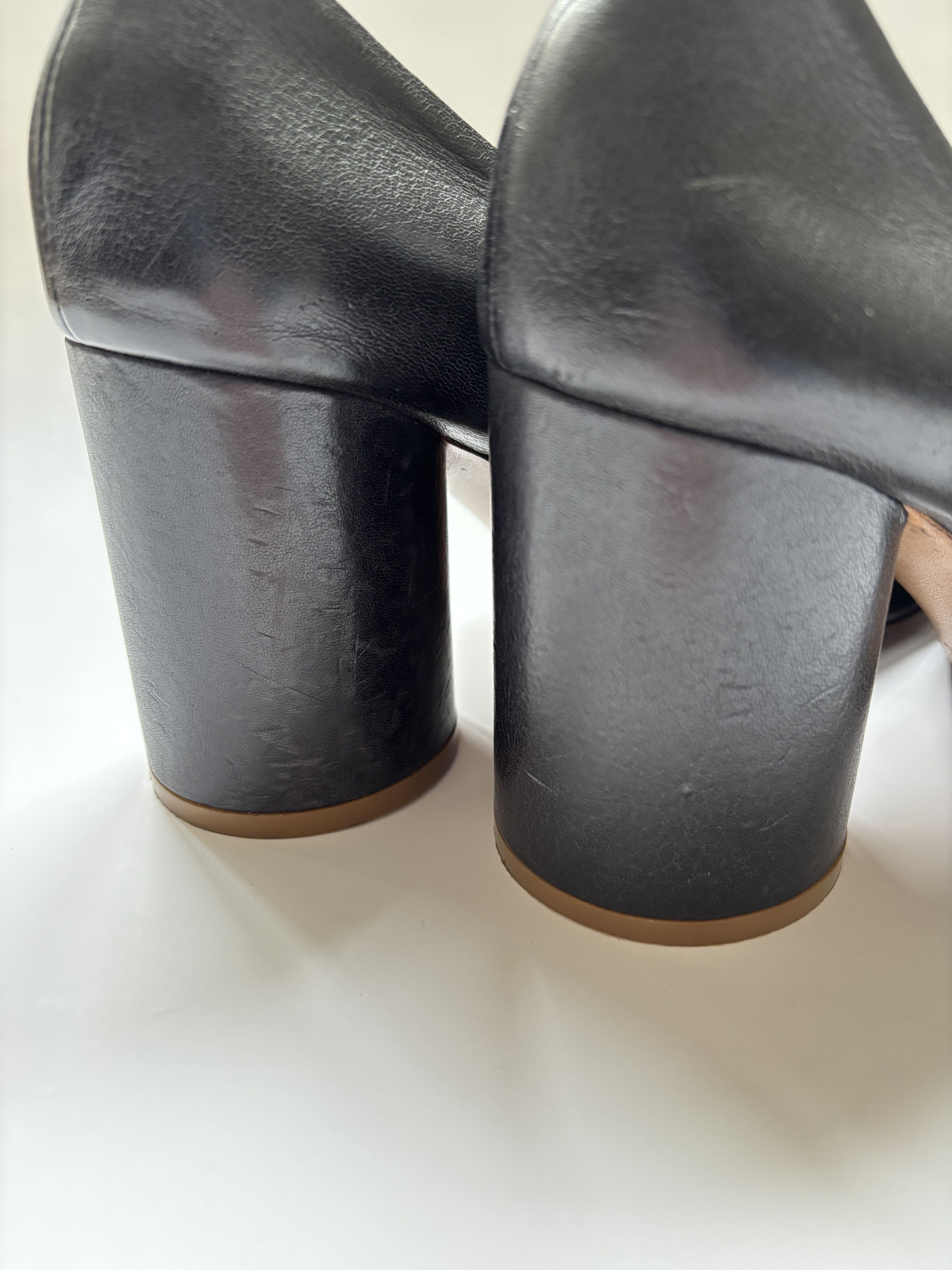 Maison Margiela ⚡️QUICK SALE⚡️Margiela Black Round Toe, Round Heel Pumps Size US 9 / IT 39 - 11 Thumbnail