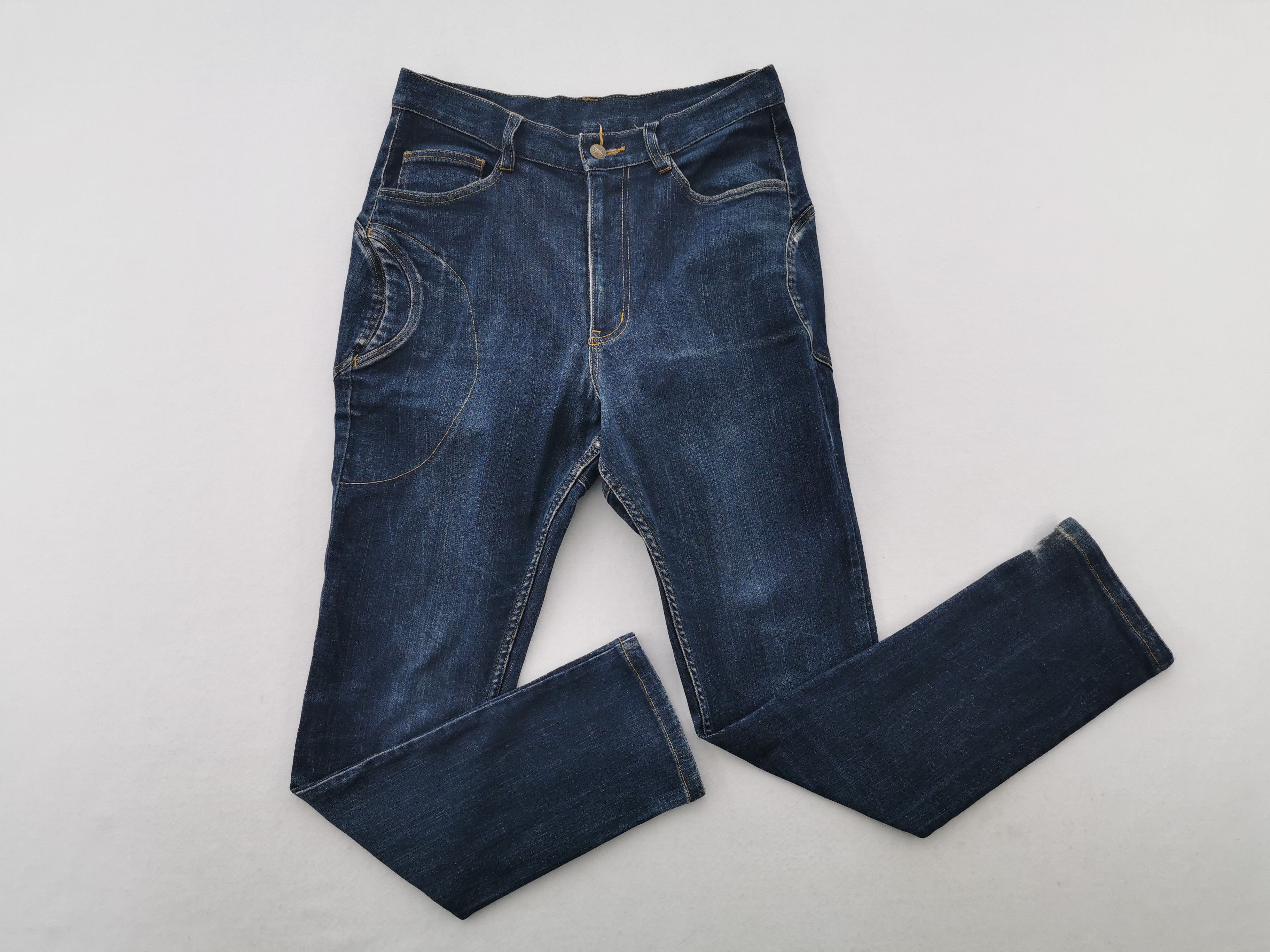 Tsumori Chisato Distressed Vintage Tsumori Chisato Jeans Womens Size 32 Size 32" / US 10 / IT 46 - 1 Thumbnail