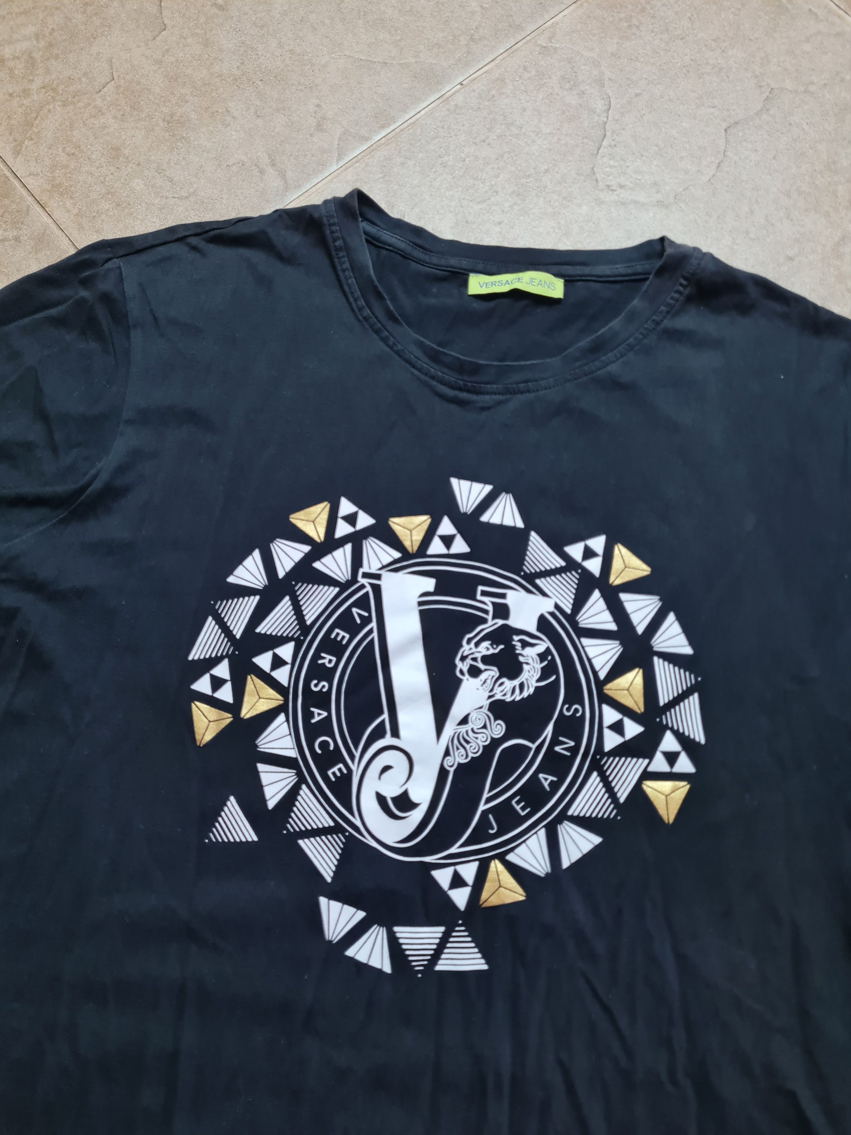Versace Womens T-shirts Versace Jeans black Big Logo Shirt Size M Size M / US 6-8 / IT 42-44 - 4 Thumbnail