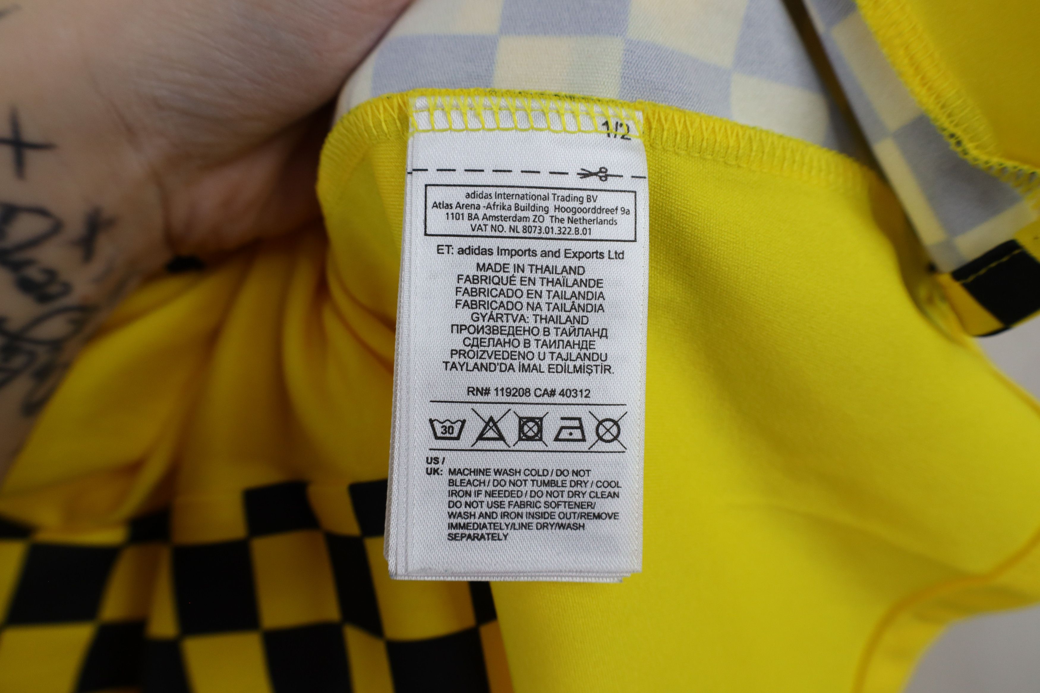 Adidas × Vintage Adidas Crew SC Soccer Football Jersey Yellow Autographed Size XL / US 12-14 / IT 48-50 - 11 Thumbnail