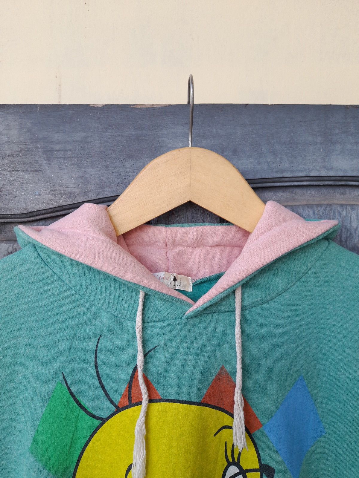 Japanese Brand Vintage Looney Tunes Tweety Hoodie “Smart Chick” Green Pink Size US M / EU 48-50 / 2 - 2 Thumbnail