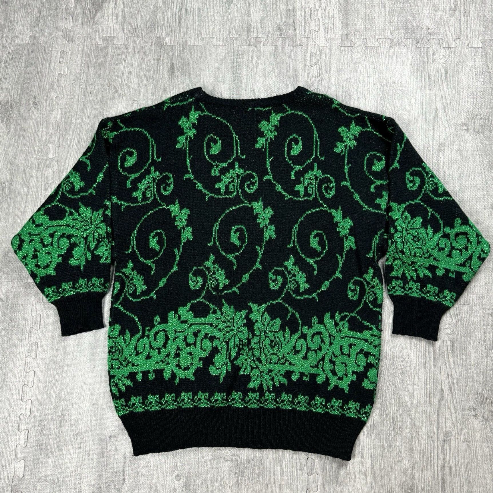 Vintage VINTAGE Reference Point Sweater Dress Women Long Medium Black and Green Floral Grapevine Ivy Metallic Thread Knit Crew Neck Size M / US 6-8 / IT 42-44 - 5 Thumbnail