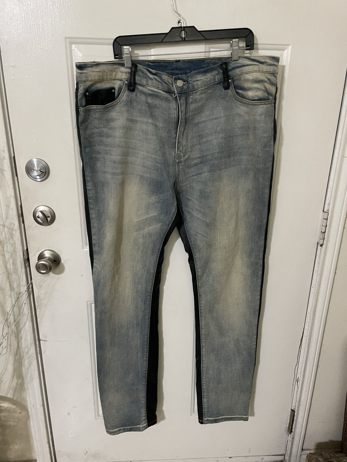 MNML Denim & Faux Leather slim fashion jeans Size US 42 / EU 58 - 2 Thumbnail