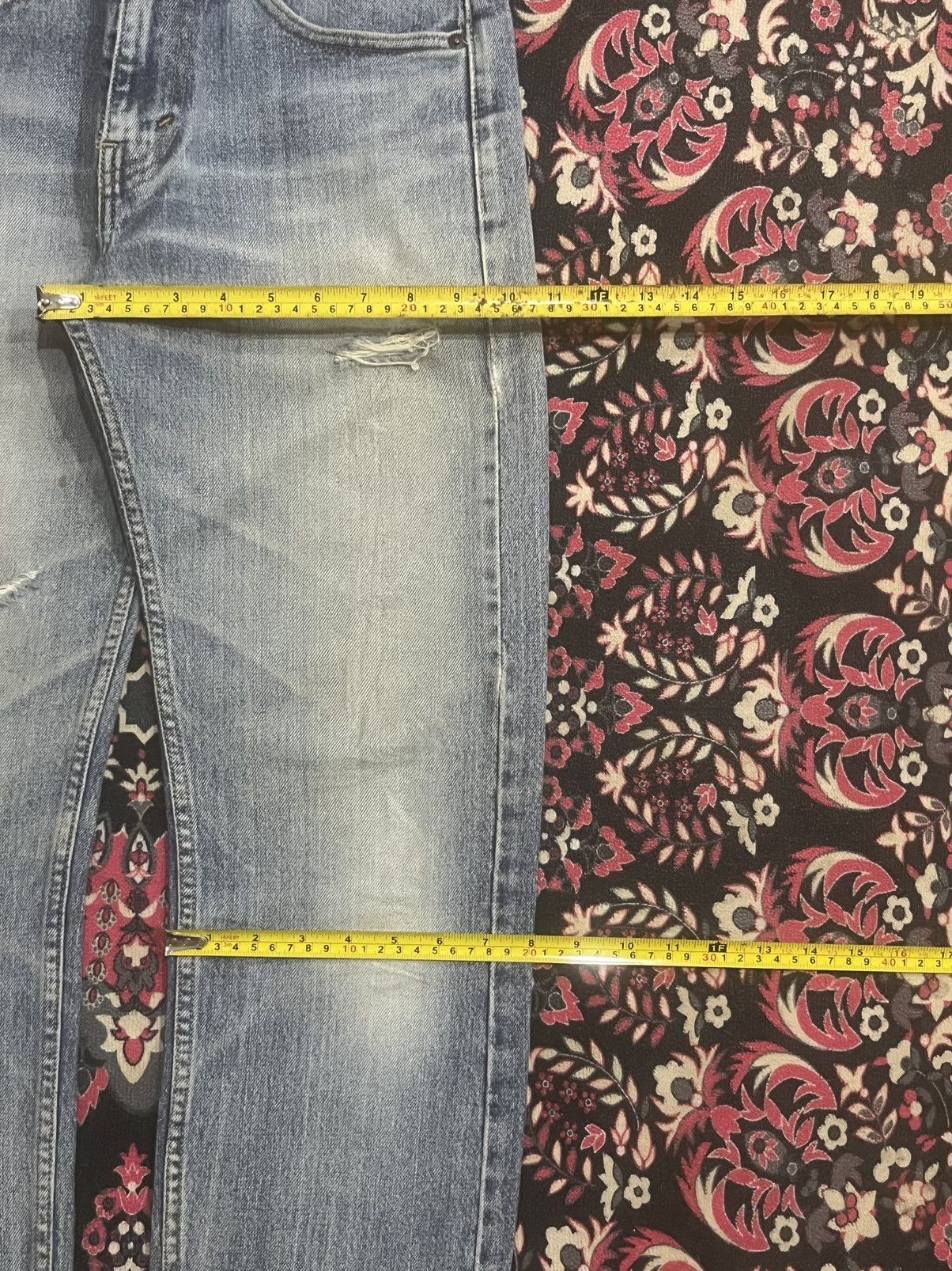 Levi's Y2K Levi’s 505 Blue Washed Distressed Straight Leg Jeans Size US 28 / EU 44 - 15 Thumbnail