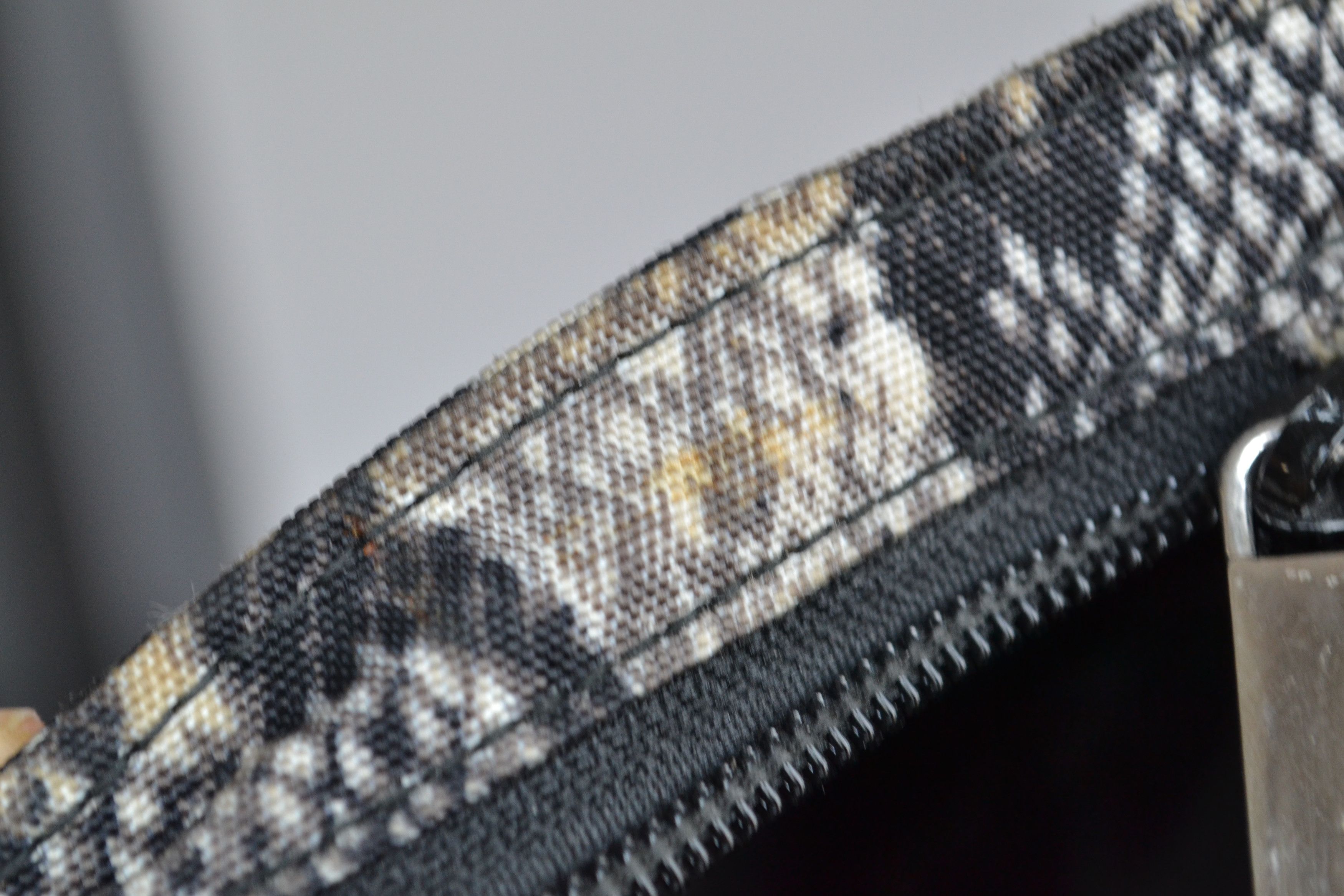 Gucci GUCCI Pouch Bag Clutch Cosmetic Zip Mini Print Snake Size ONE SIZE - 13 Thumbnail