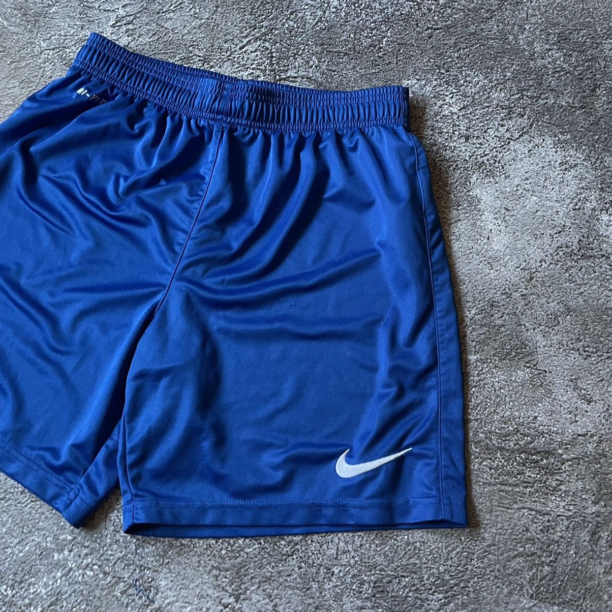 Vintage Vintage 90s Nike Blue Shorts Y2K Streetwear Sportwear 30 Size US 30 / EU 46 - 3 Thumbnail