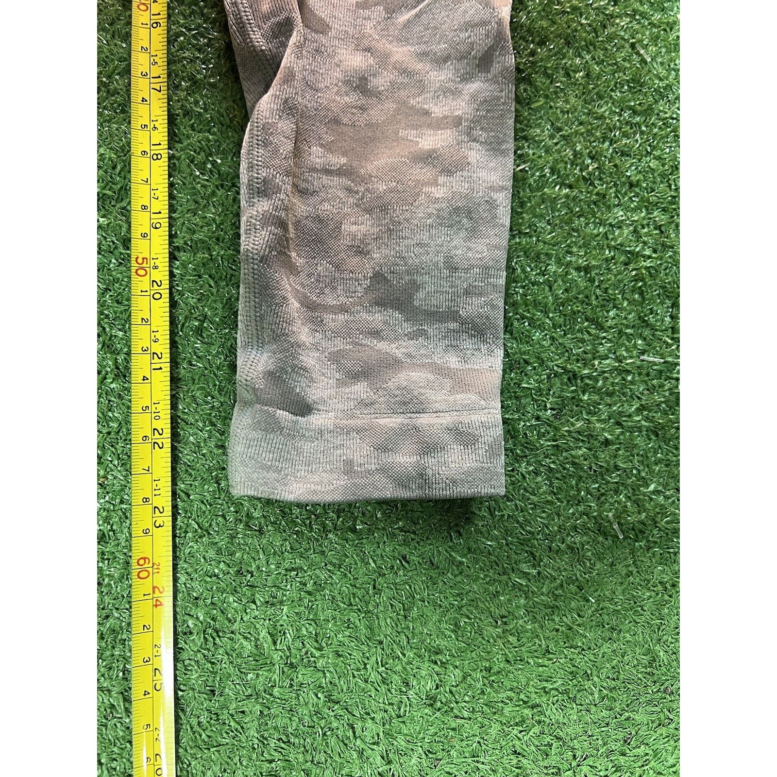 Other AYBL Seamless Leggings Pants Womens Medium Gray Camo Size 26" / US 2 / IT 38 - 6 Thumbnail