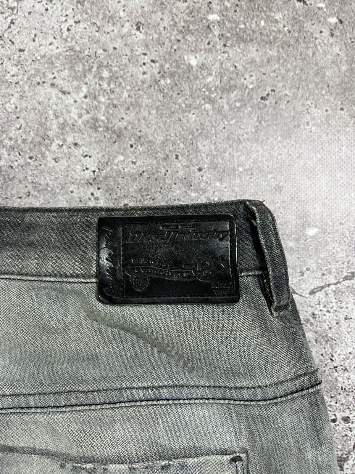 Diesel Vintage Diesel Jeans Distressed Wash Japanese Crazy y2k 90s Size US 32 / EU 48 - 6 Thumbnail
