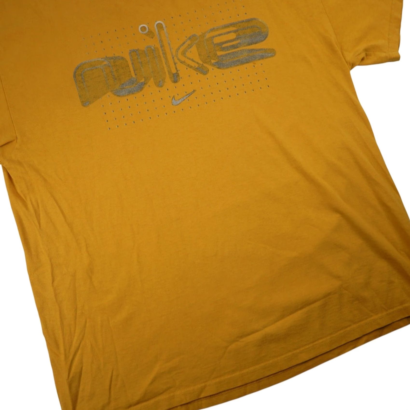 Nike VINTAGE Nike Mens XL T Shirt Yellow 3D Graphic Spellout Shirt Mens XL Yellow Nike Shirt 90s Size US XL / EU 56 / 4 - 3 Thumbnail