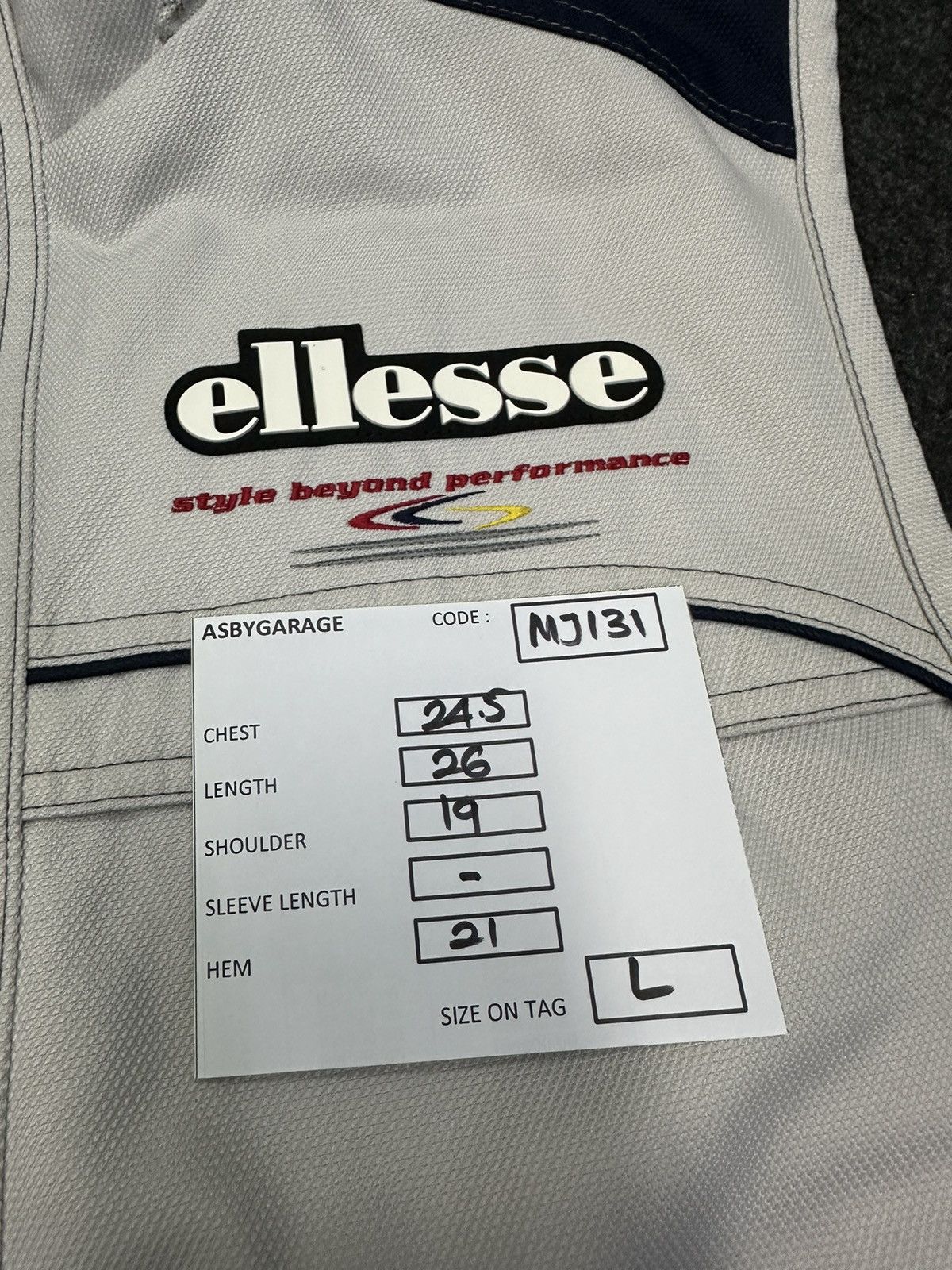 Ellesse × Vintage Vintage Ellesse Style Beyond Performance Vest MJ131 Size US L / EU 52-54 / 3 - 16 Thumbnail