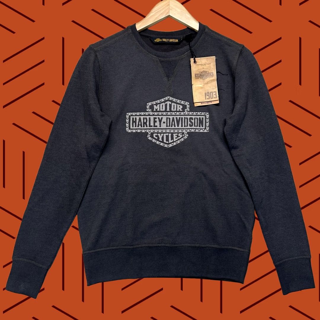 Harley Davidson Harley Davidson Womens Sweatshirt Medium Gray Studded Logo Pullover NWT Size M / US 6-8 / IT 42-44 - 1 Thumbnail