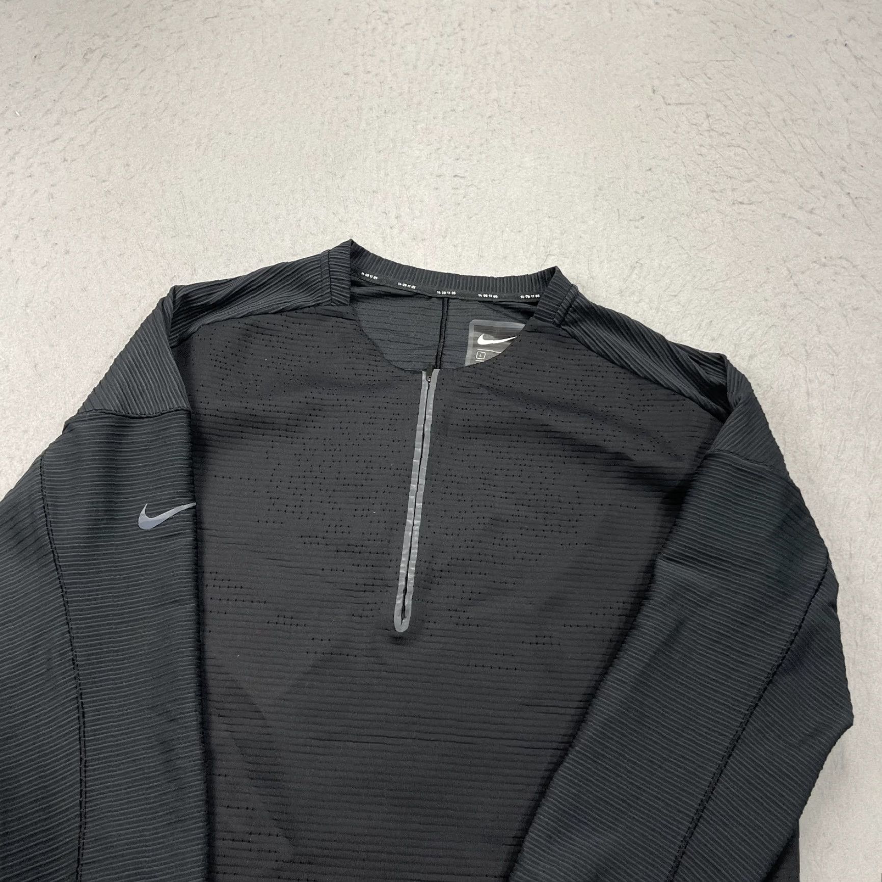 Nike Nike Tech Packet Jacket Mens Large Black Reflective 1/4 Zip Running Sports Nike Tech Fleece Mens Large Black Reflective 1/4 Zip Athletic Jacket Size US L / EU 52-54 / 3 - 3 Thumbnail