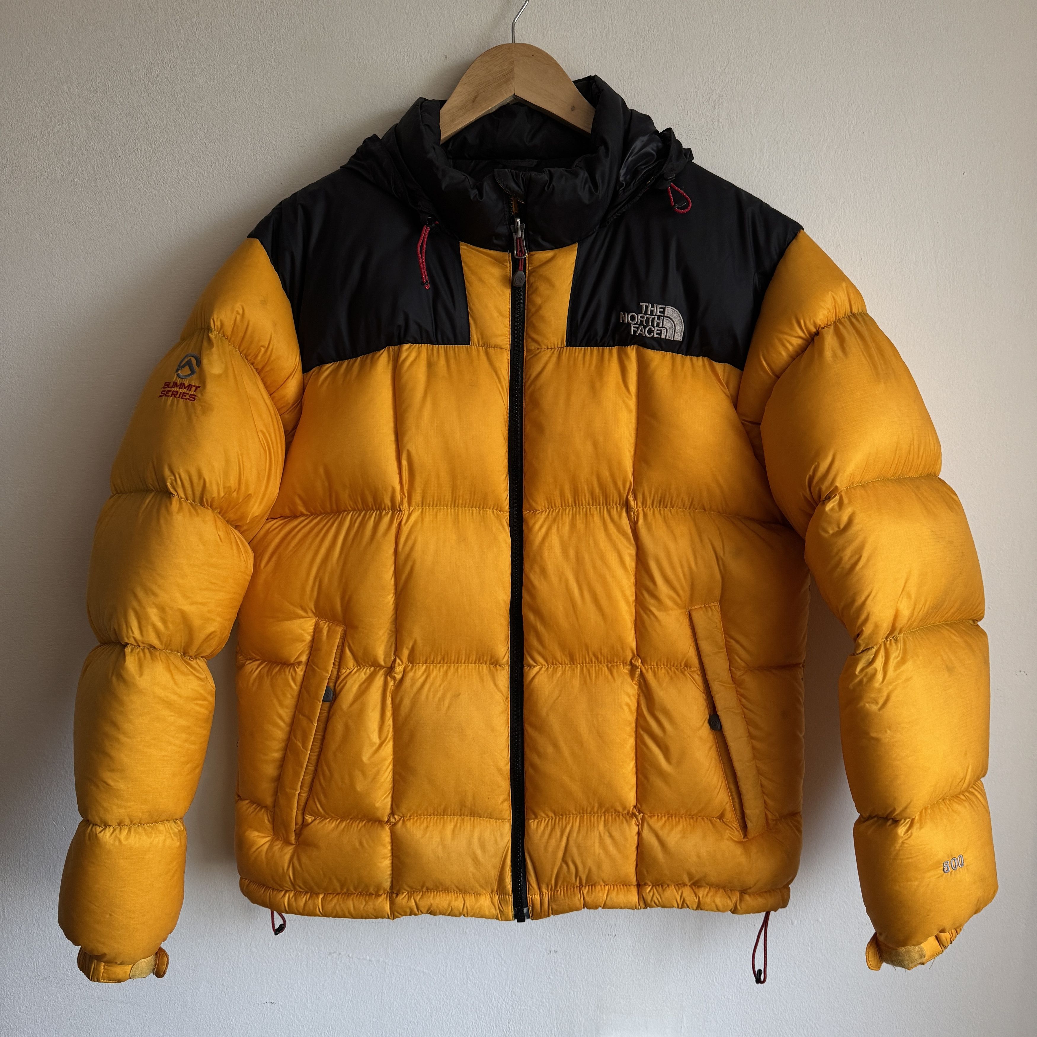 The North Face Summit Series Men’s Lhotse Down Jacket Korea