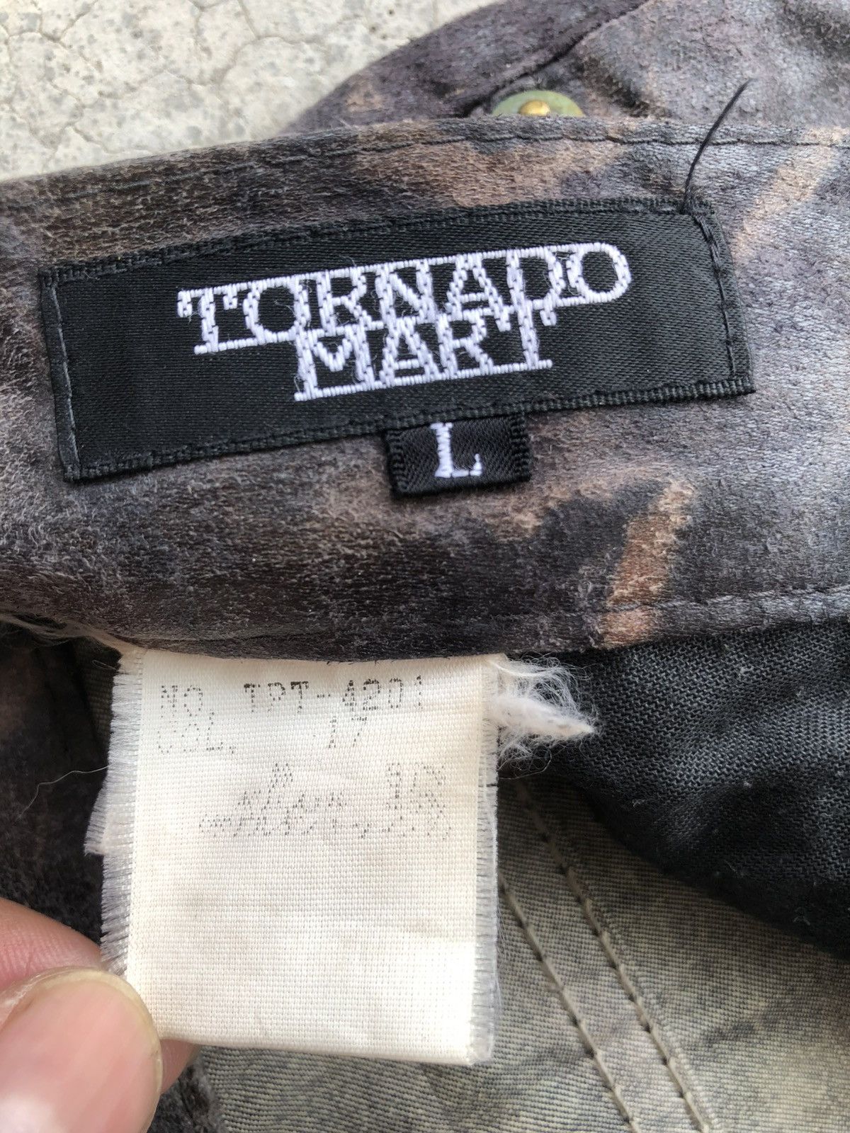 Tornado Mart Tornado Mart Flared Jeans Wax Jeans Fullprint Size US 31 - 21 Thumbnail
