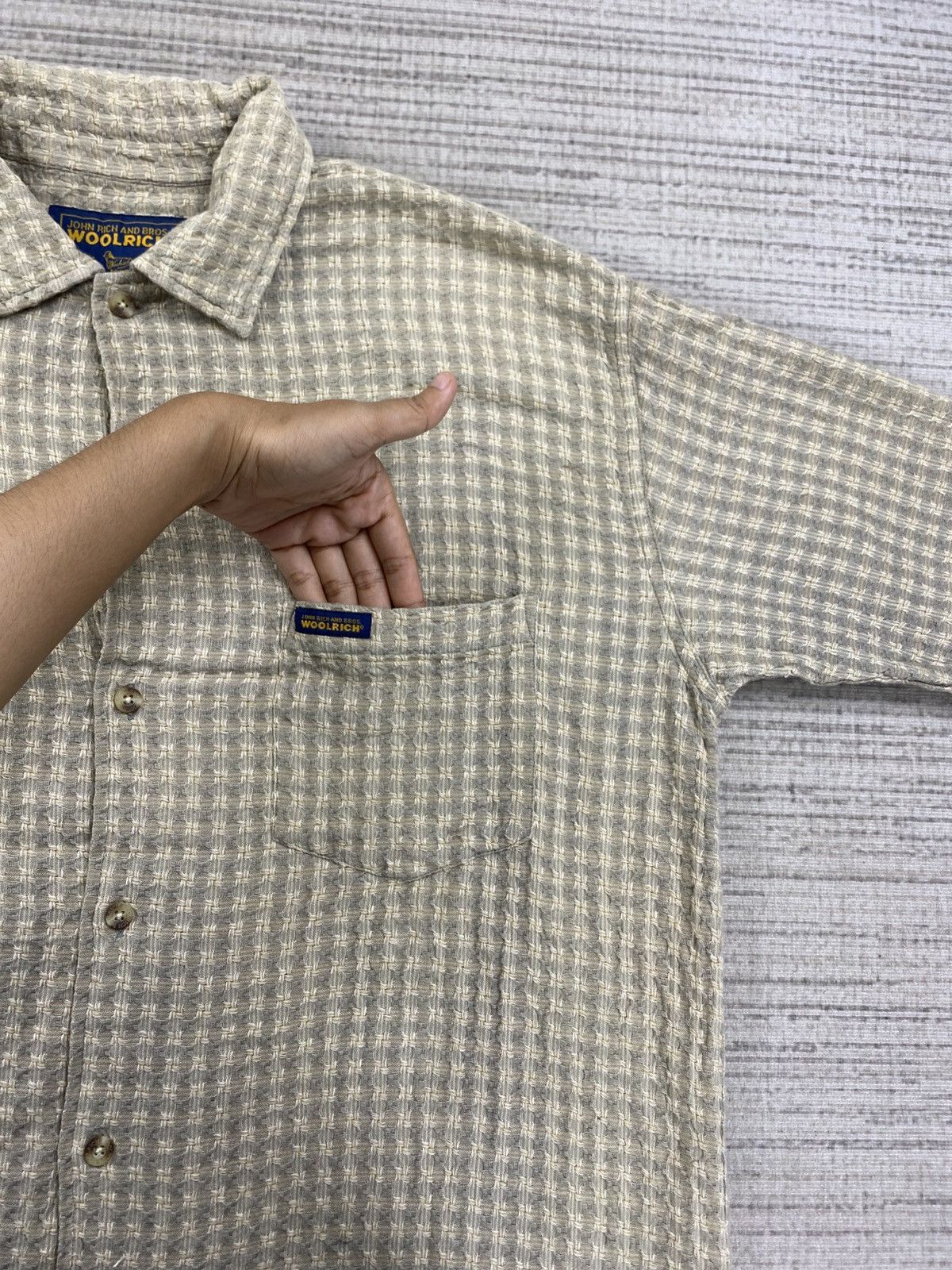 Woolrich Woolen Mills Vintage Woolrich Checked Button UPS Shirt Size US L / EU 52-54 / 3 - 7 Thumbnail