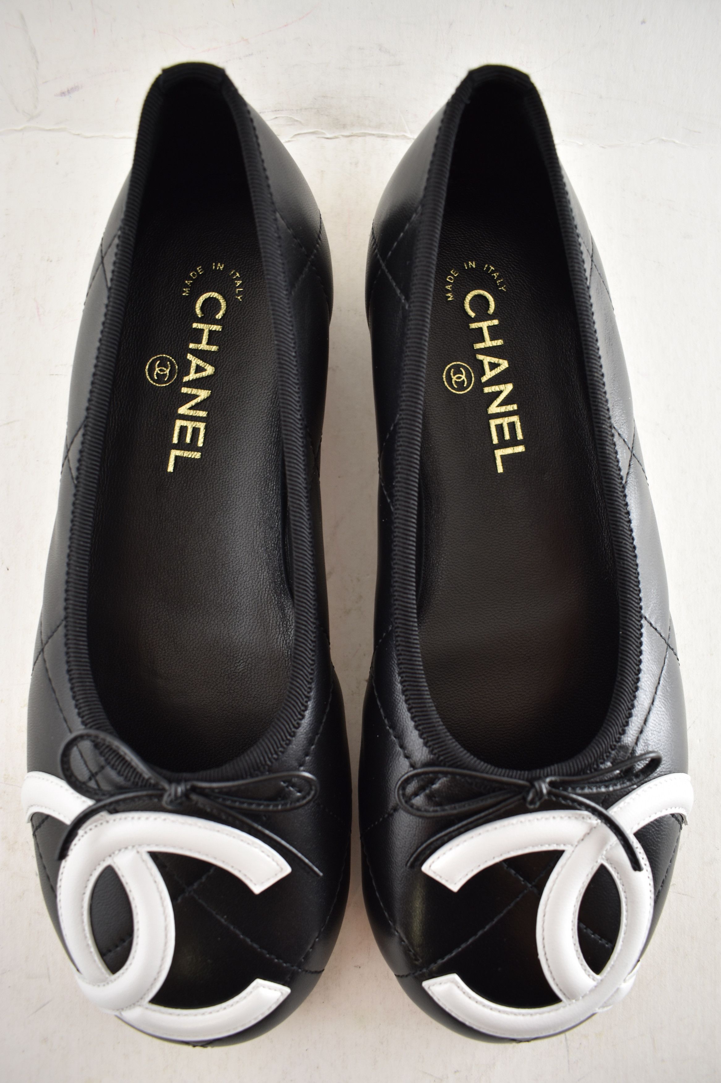 Chanel 26M Coco Beach Cambon White CC XL Ballet Ballerina Flat 37 Size US 7 / IT 37 - 14 Thumbnail