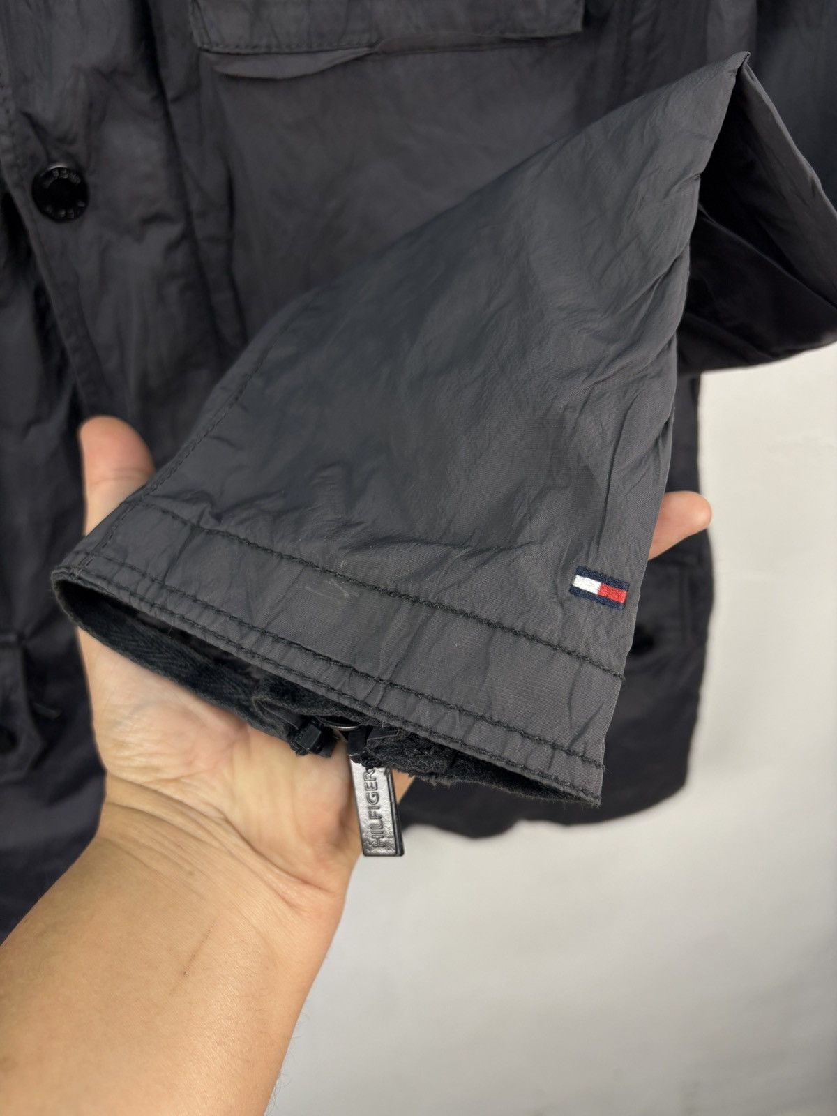 Tommy Hilfiger Vintage Tommy Hilfiger Tactical Nylon Jacket Size US L / EU 52-54 / 3 - 6 Thumbnail